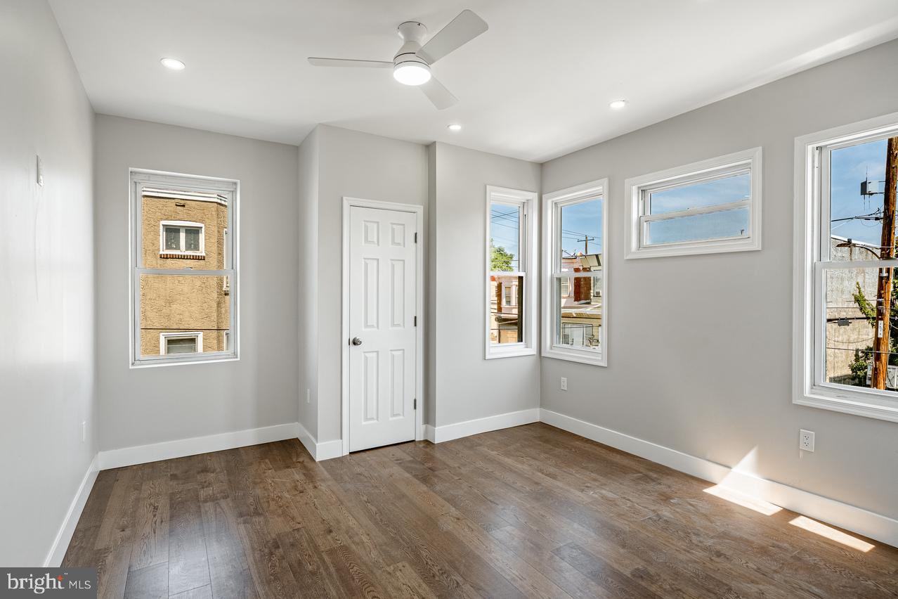 COBBS CREEK - Residential