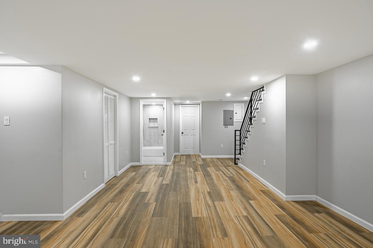 COBBS CREEK - Residential