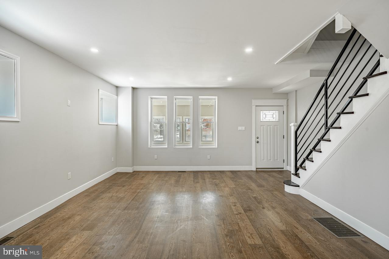 COBBS CREEK - Residential