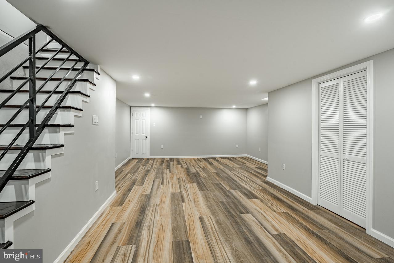 COBBS CREEK - Residential