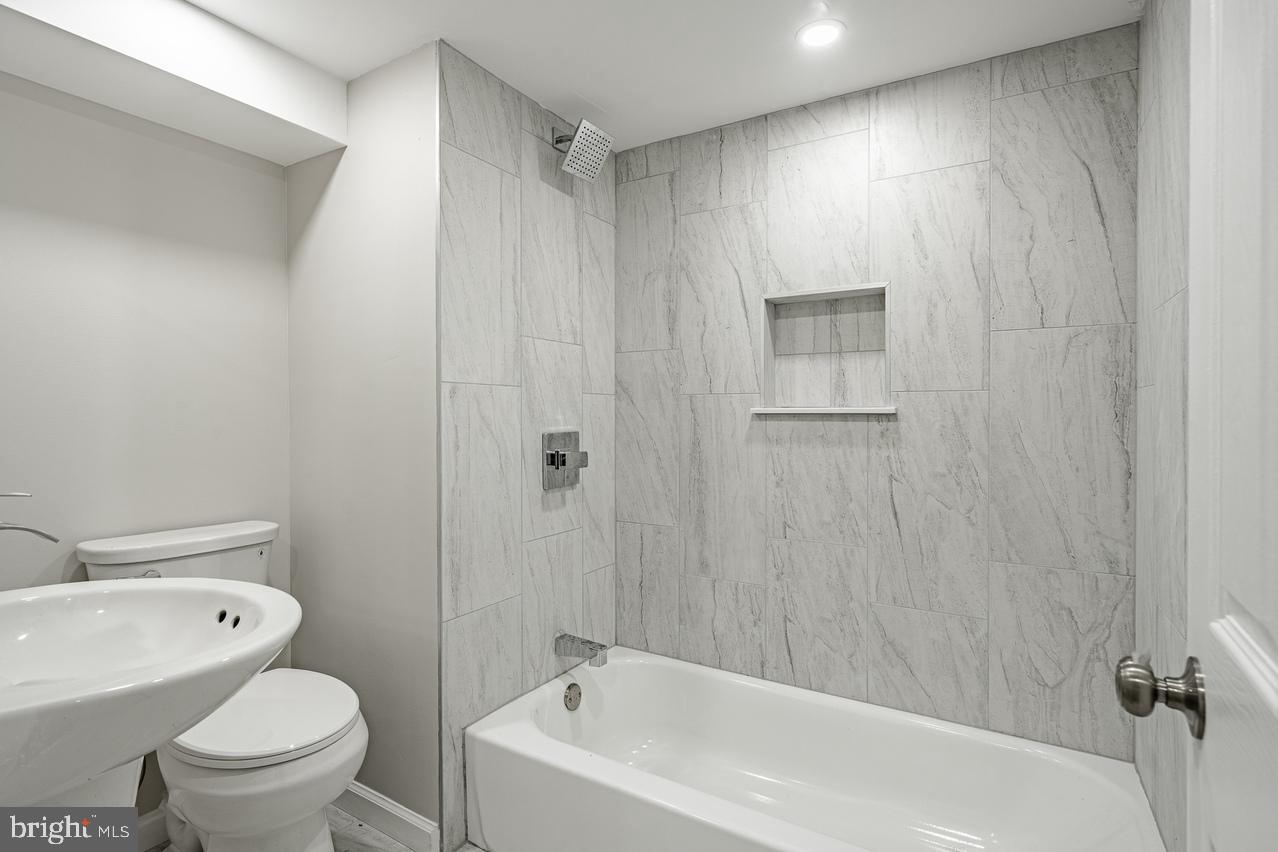 COBBS CREEK - Residential