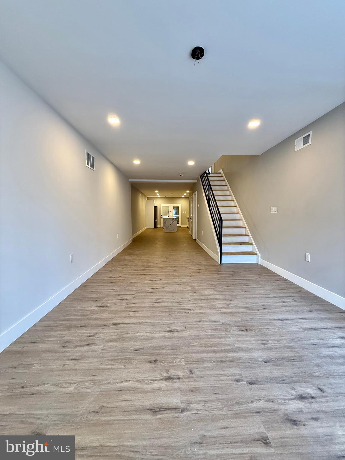 PORT RICHMOND - Residential