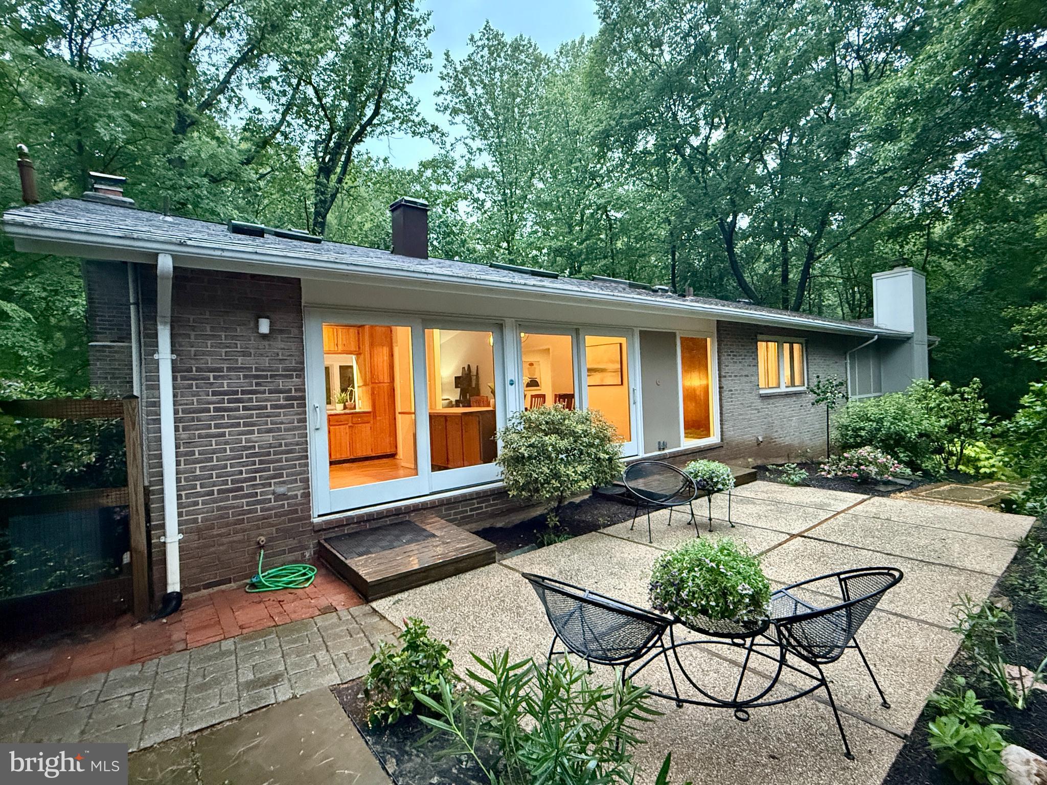 CARDEROCK SPRINGS - Residential