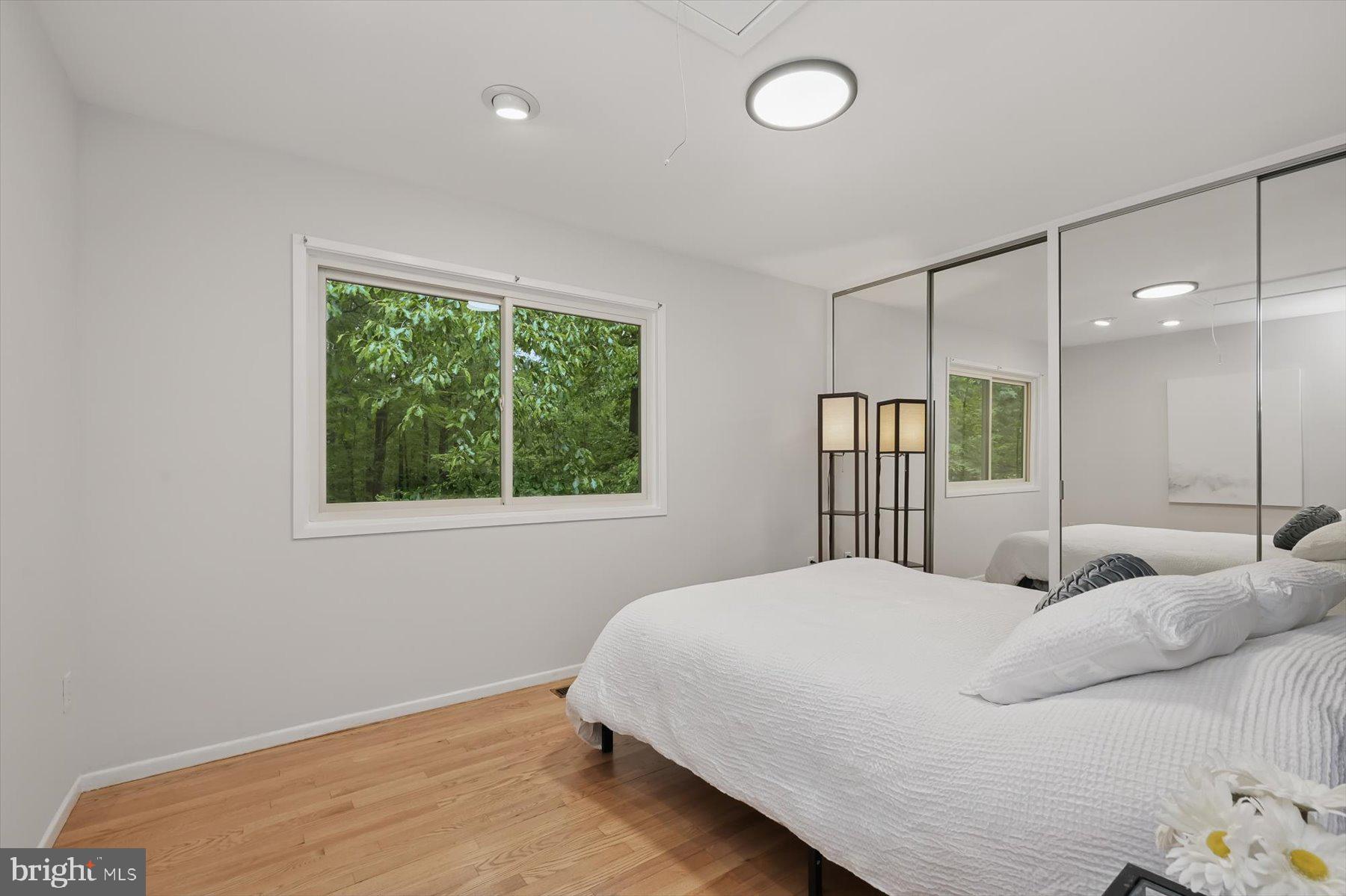 CARDEROCK SPRINGS - Residential