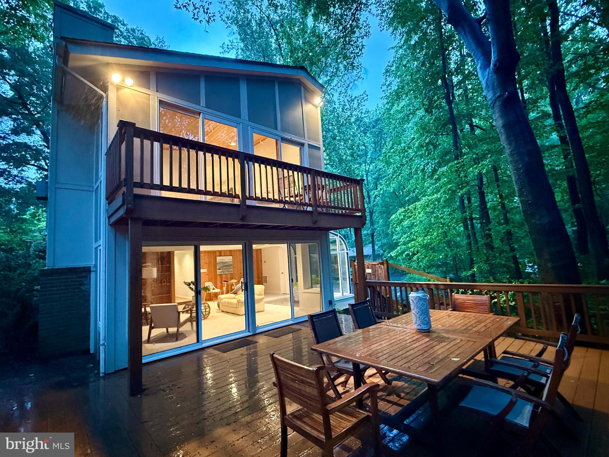 CARDEROCK SPRINGS - Residential