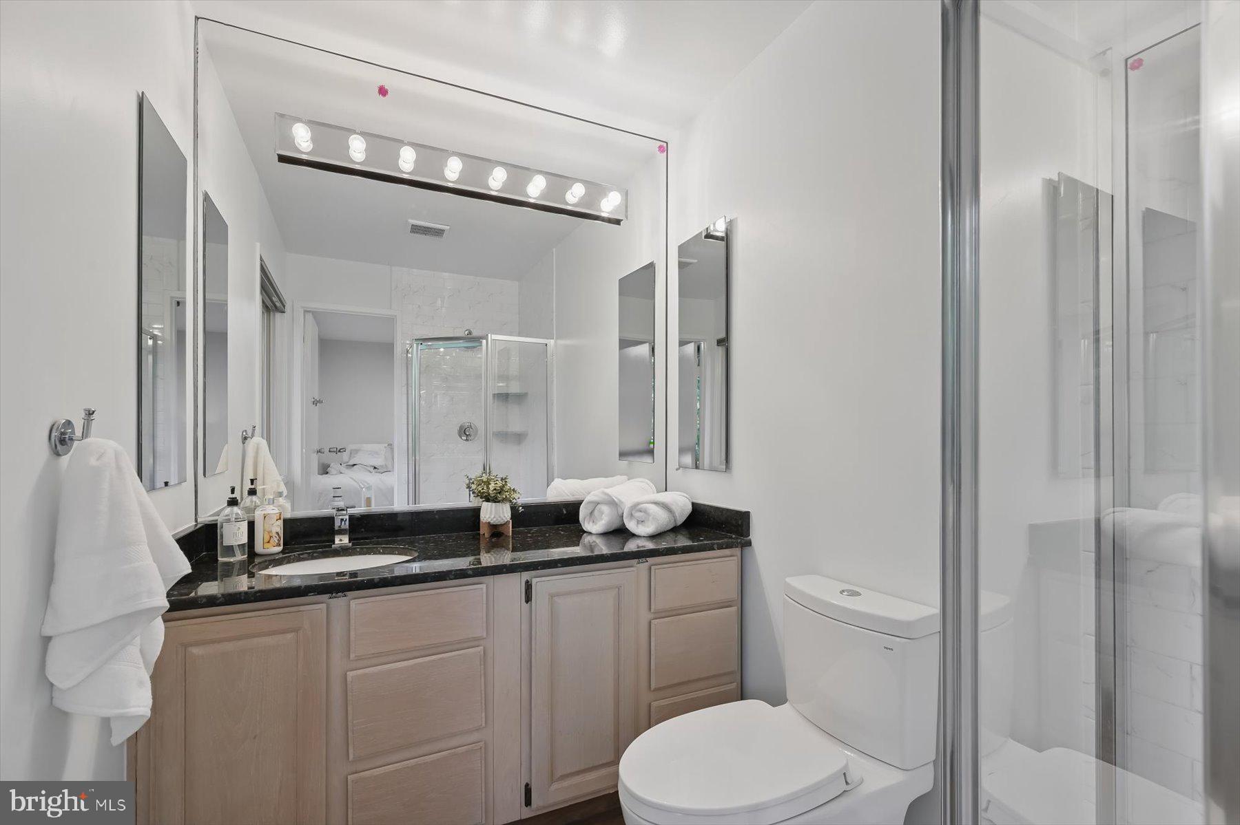 CARDEROCK SPRINGS - Residential