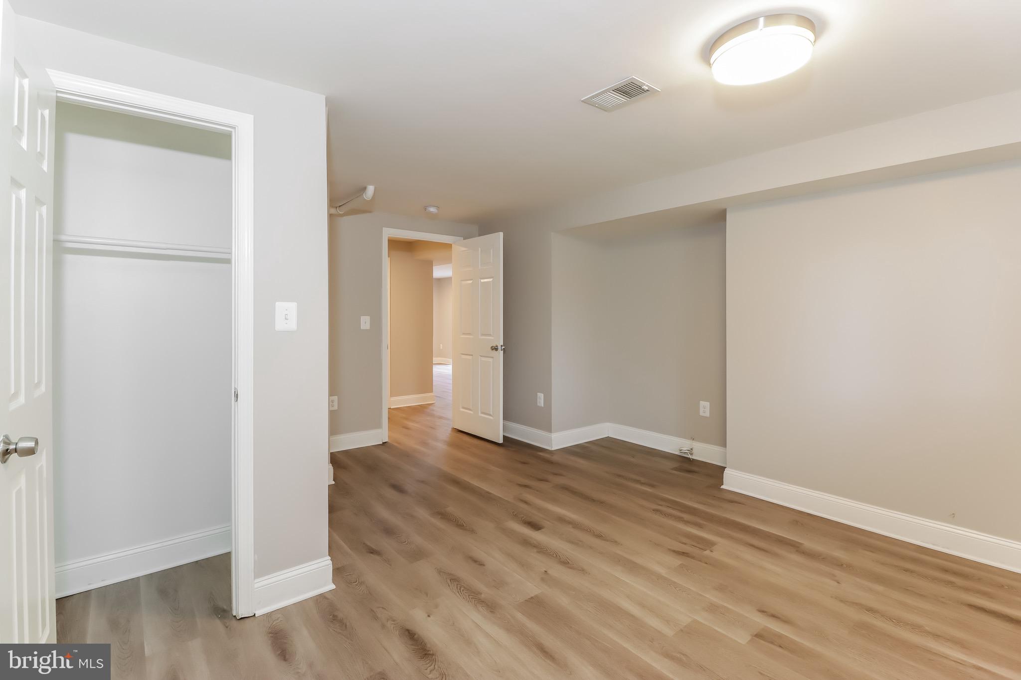 ESTONIAN ESTATES - Residential Lease