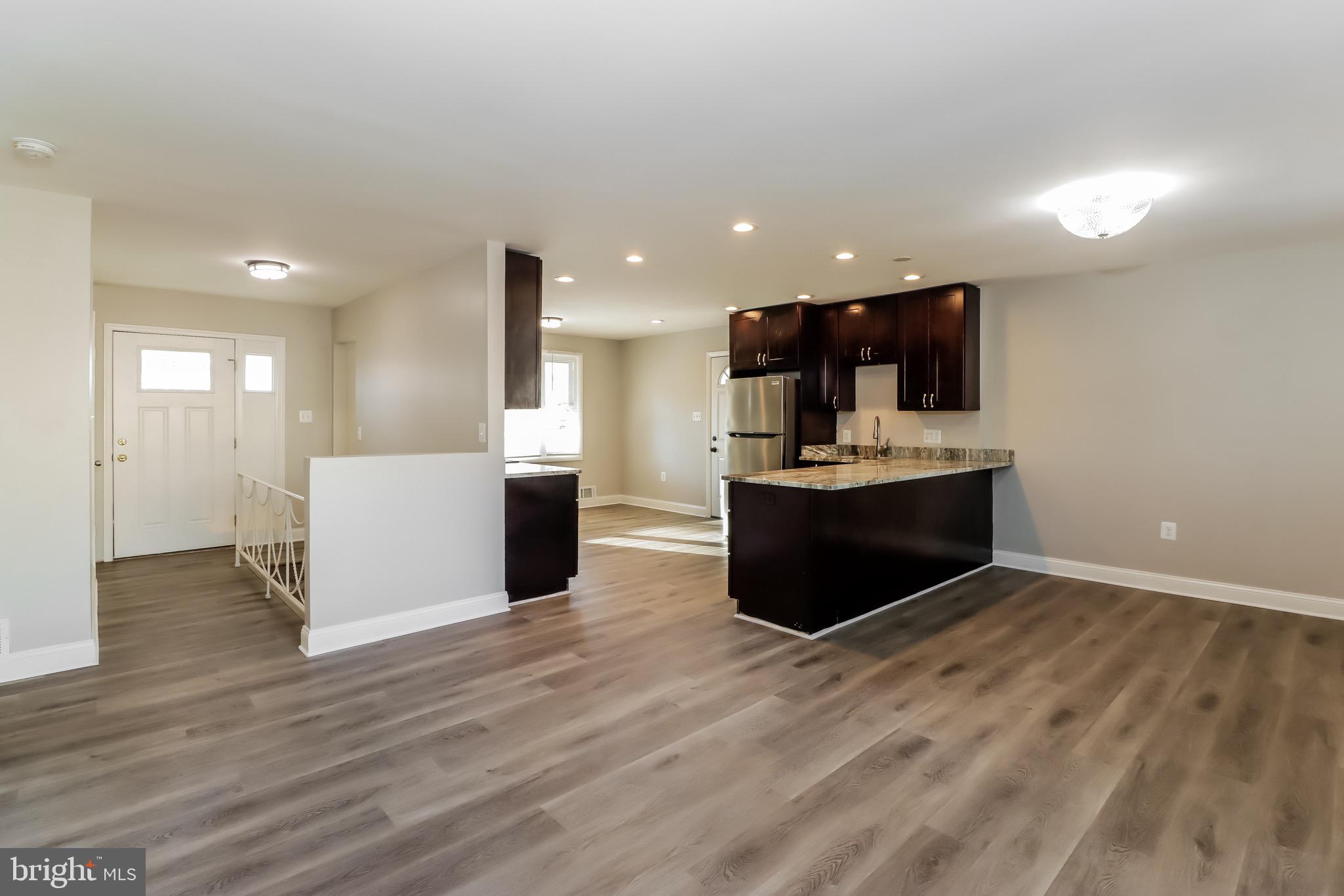 ESTONIAN ESTATES - Residential Lease