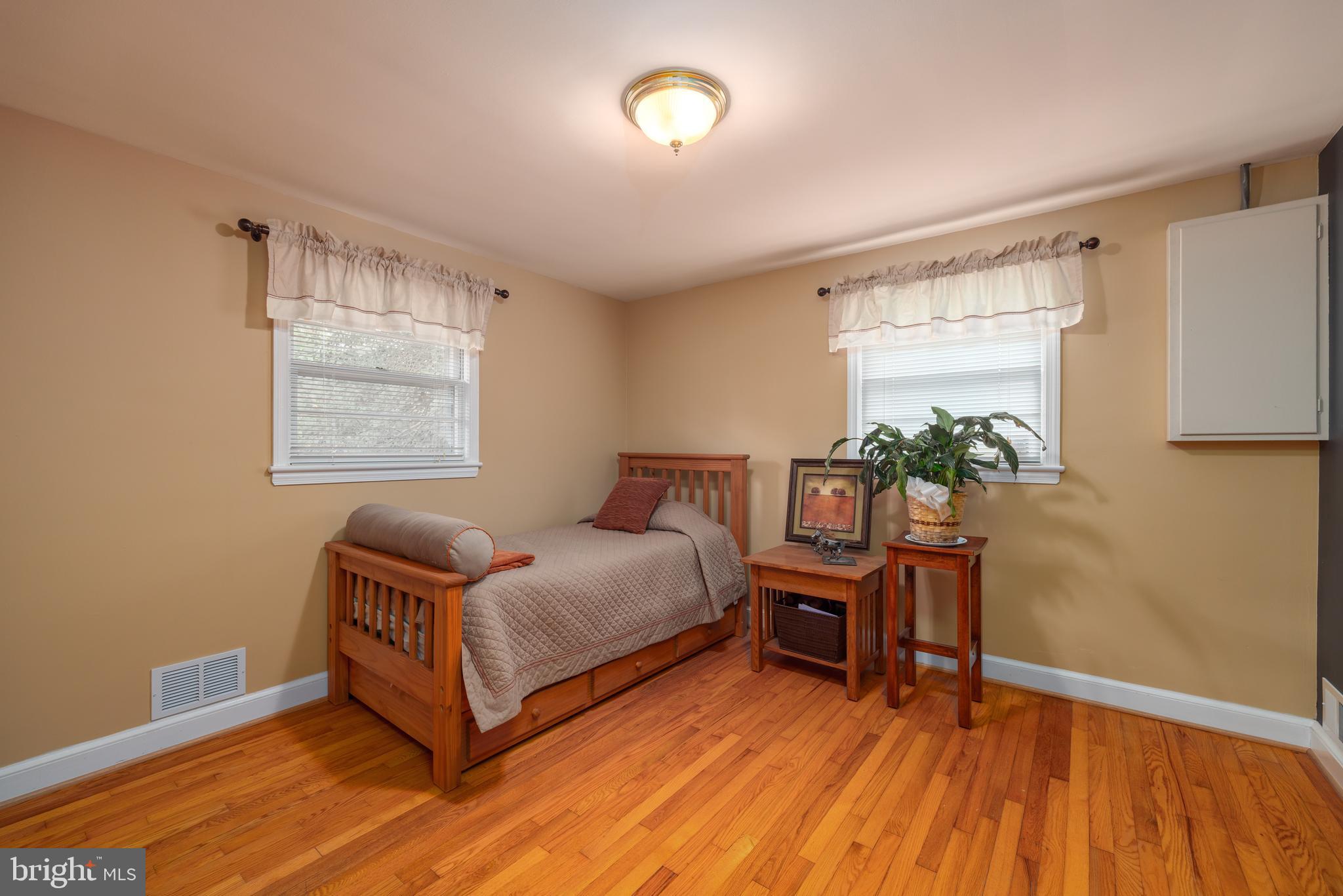 LINCOLNIA PARK - Residential