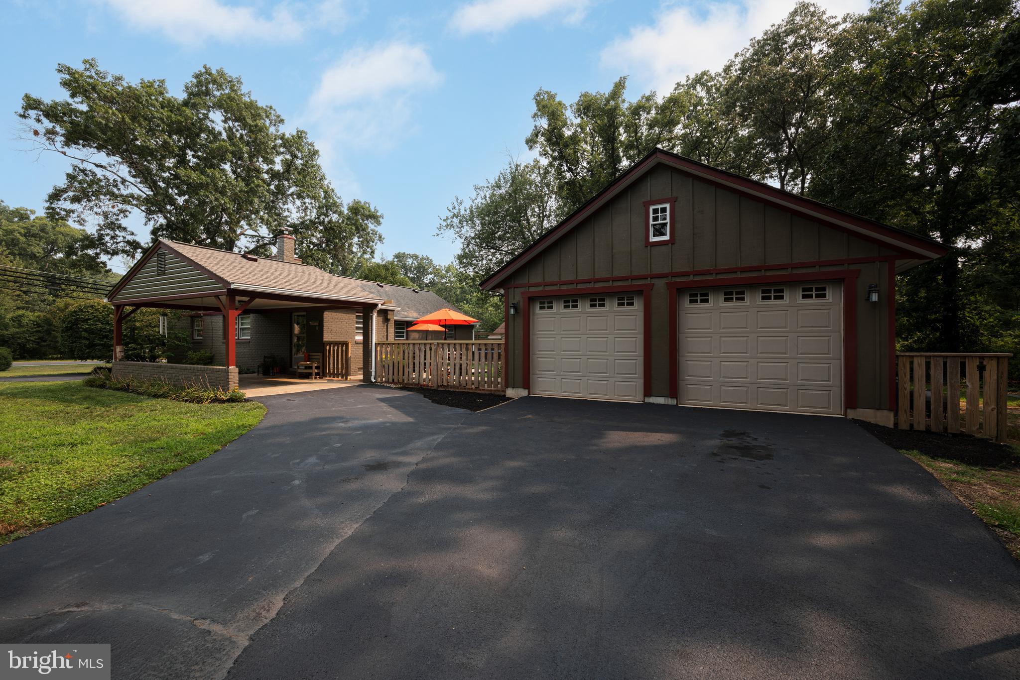 LINCOLNIA PARK - Residential