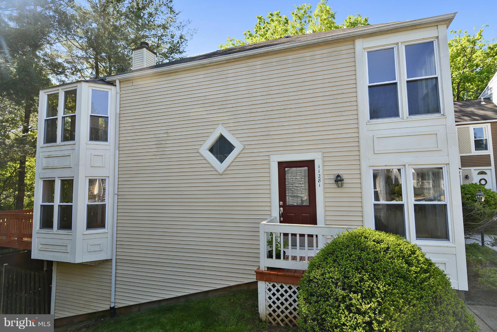 RESTON - Residential