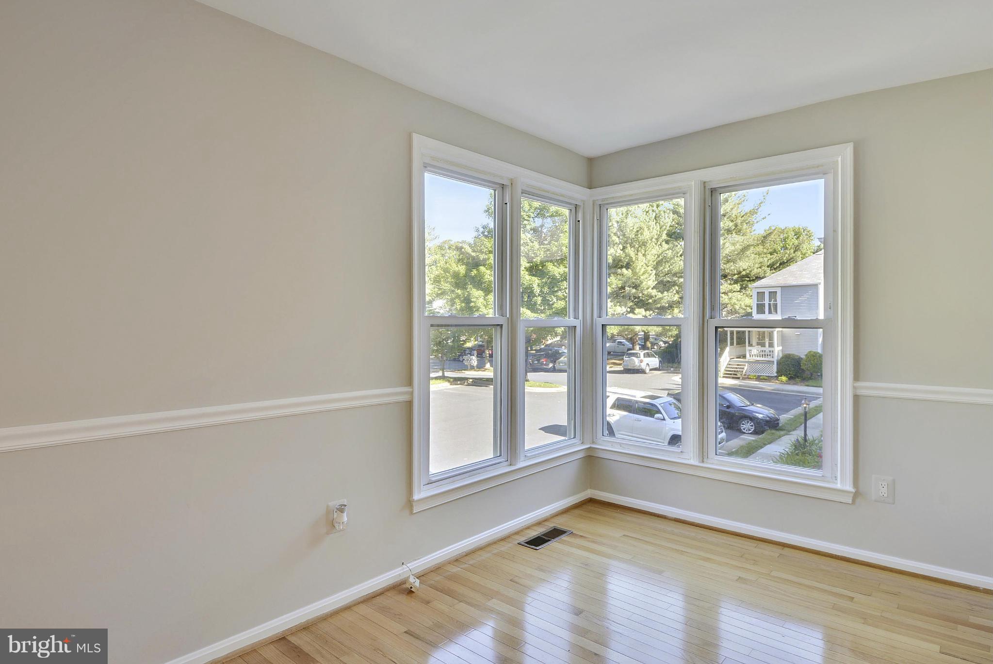 RESTON - Residential