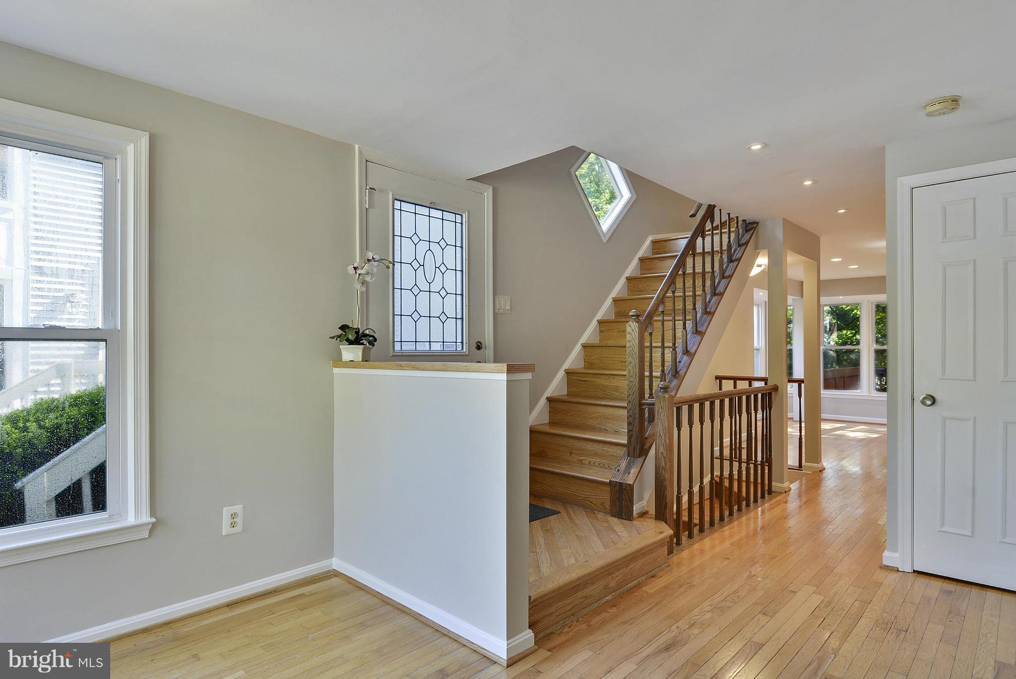 RESTON - Residential