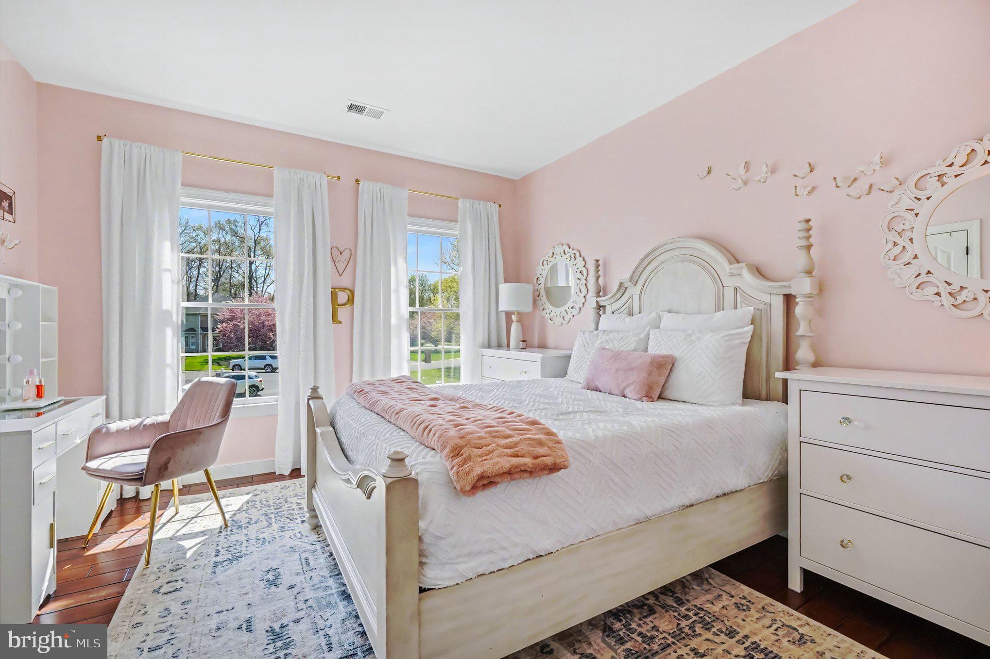 WOODCREST - Residential