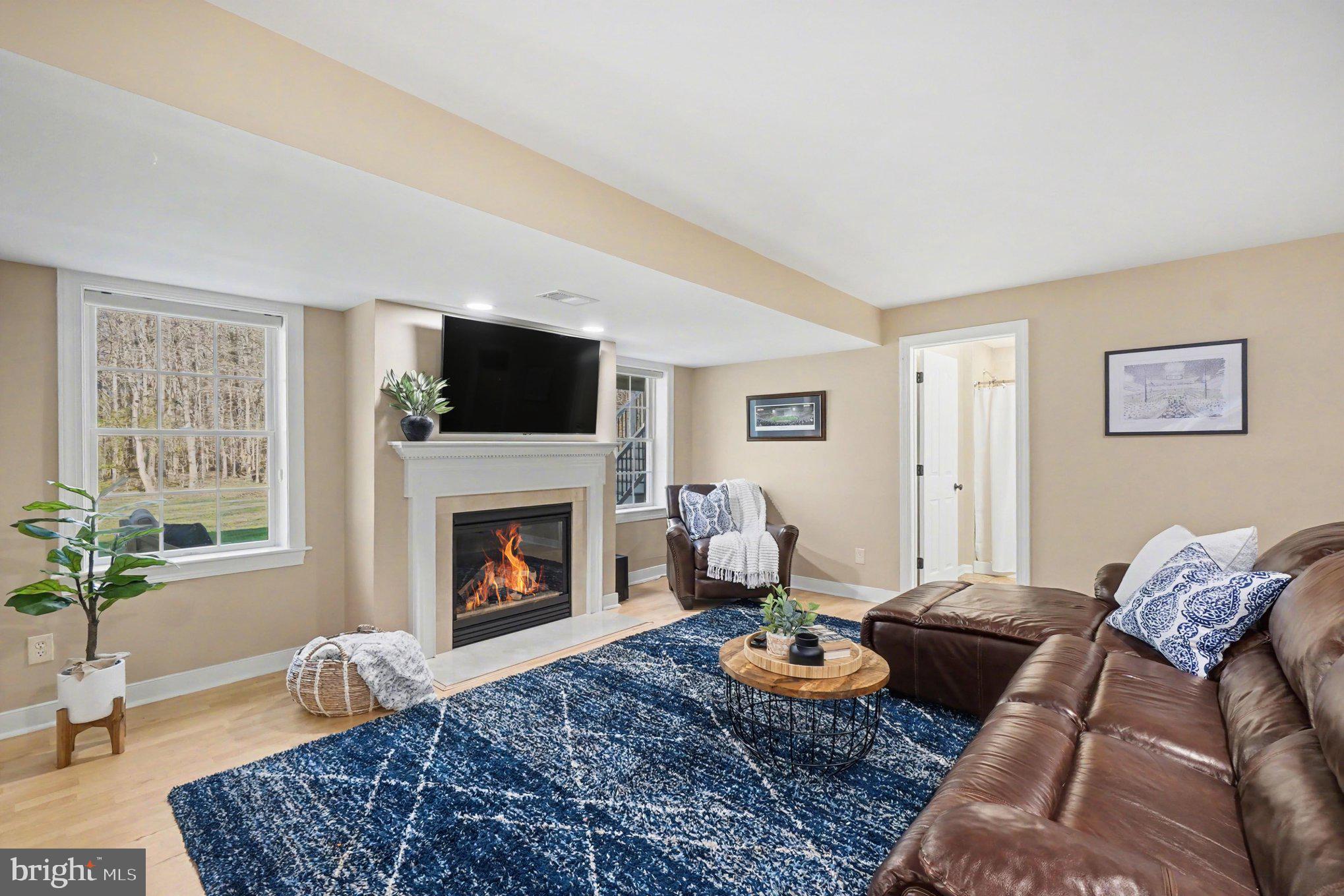 WOODCREST - Residential