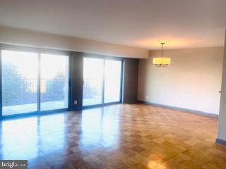 PARKSIDE PLAZA CODM - Residential Lease