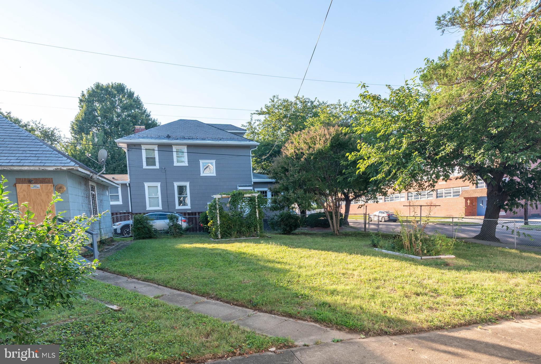 BROOKLYN - Residential