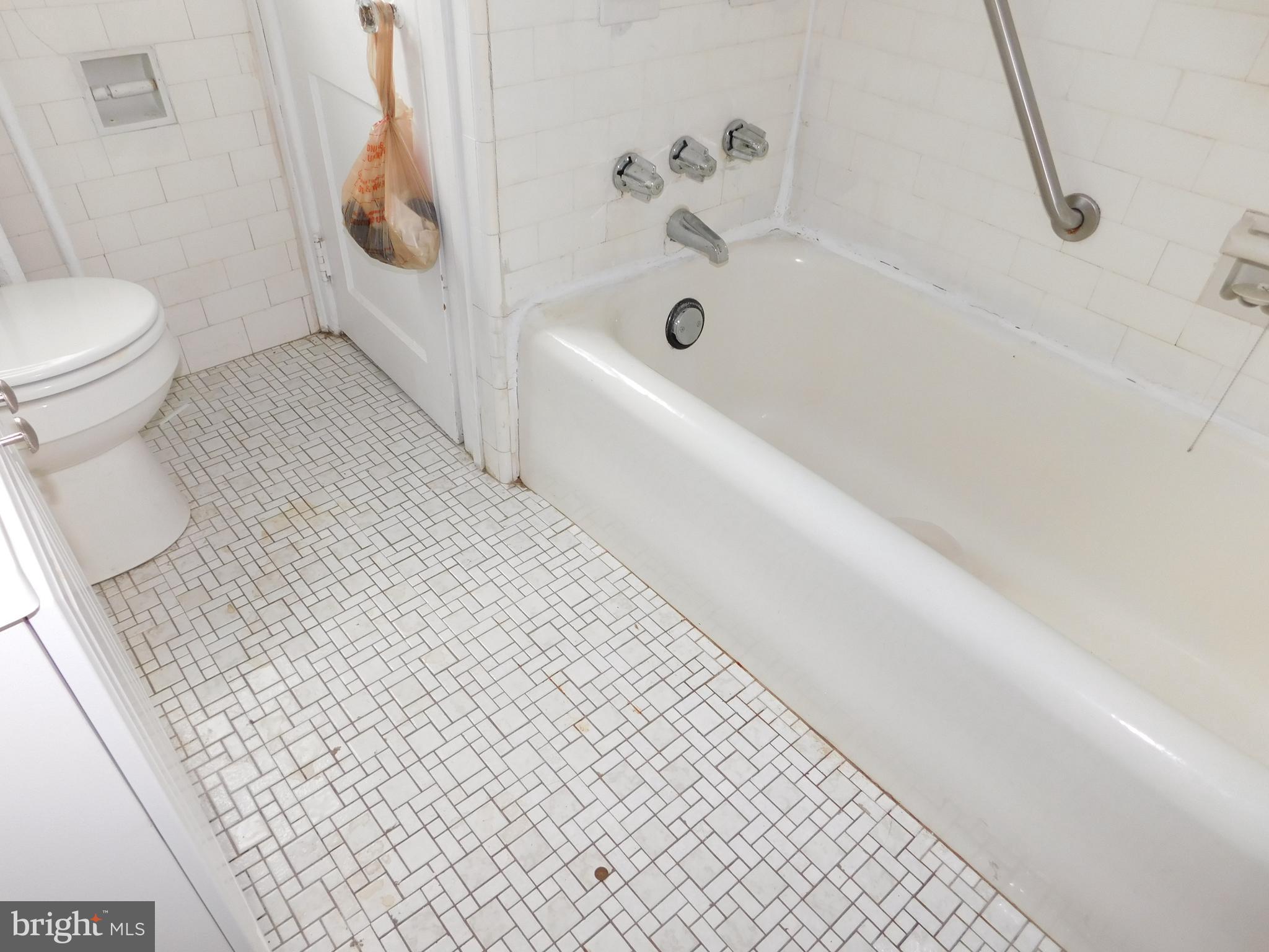 COBBS CREEK - Residential