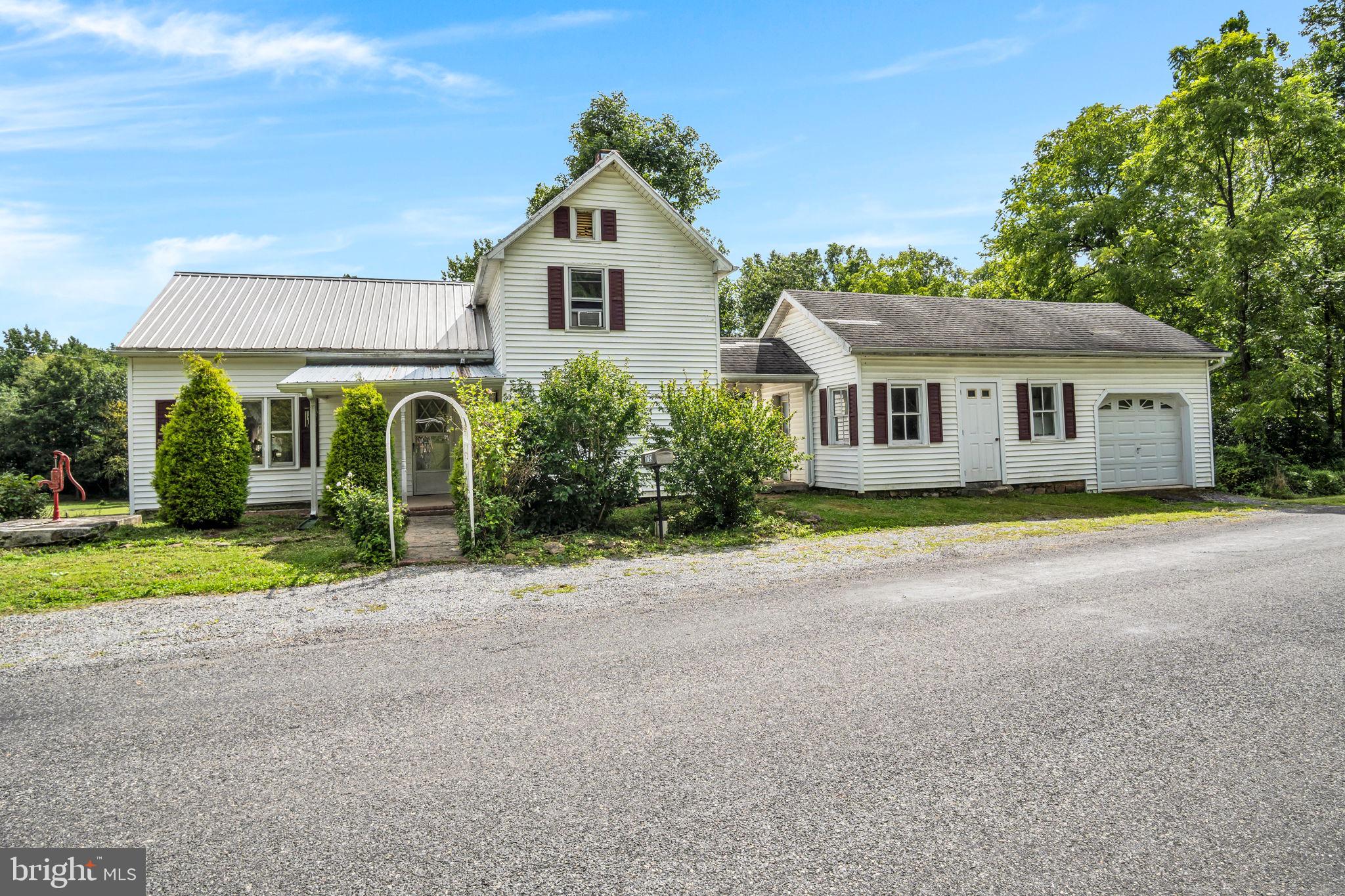 1703 MOUNTAIN ROAD