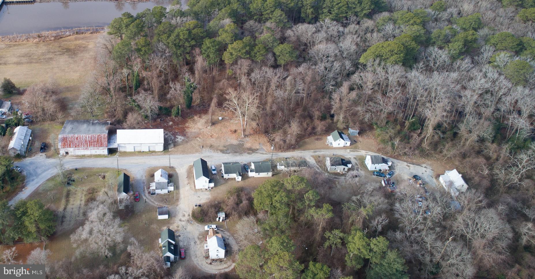 FEDERALSBURG - Commercial Sale