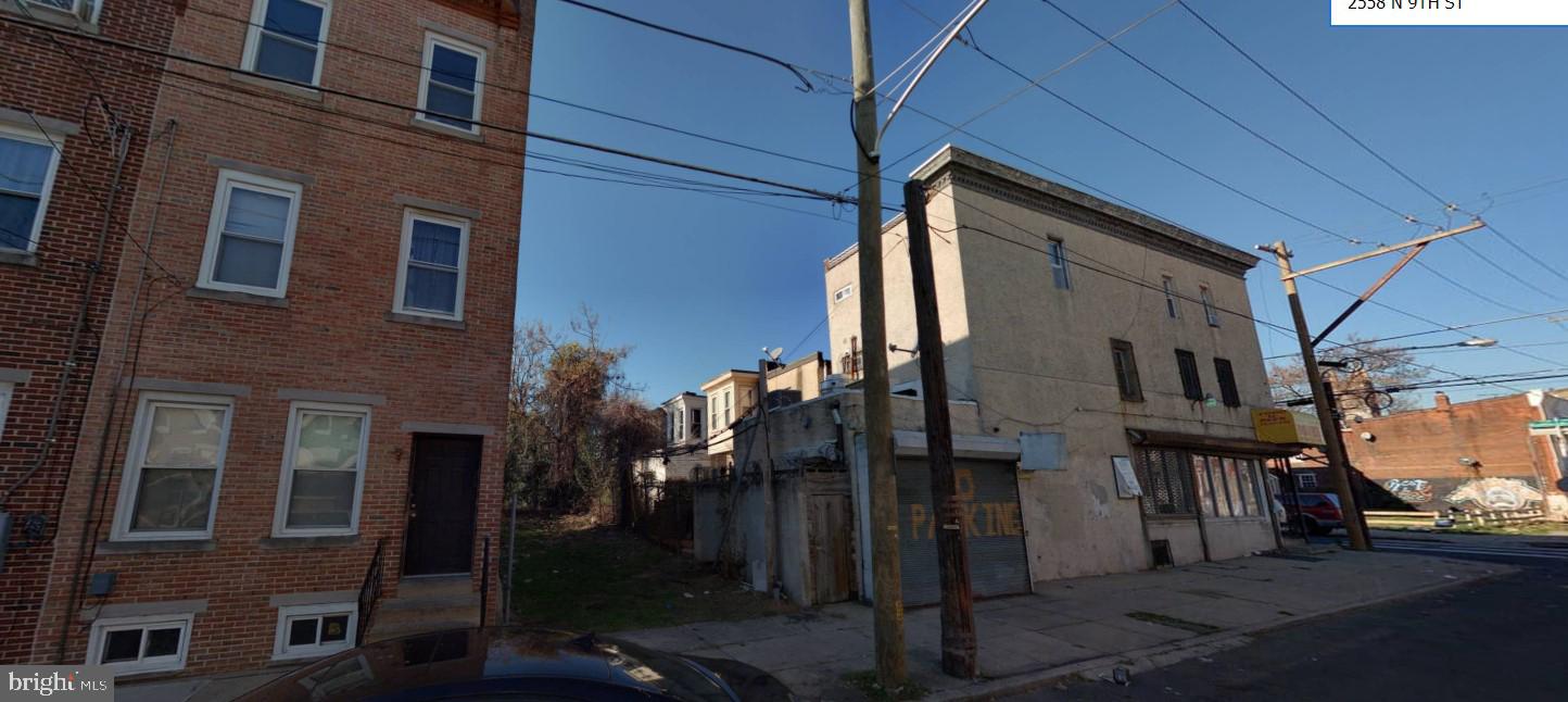 Unmissable Vacant Lot in Philadelphia ! Discover a prime investment in the heart of Philadelphia new construction area. This 15'x81.5' -sized vacant lot holds immense potential for motivated investors and developers. With RM1 zoning, take advantage of the motivated seller's offering, with buyers shouldering U&O responsibilities, making it even more enticing. Act now to seize this unique prospect – make your offer today!