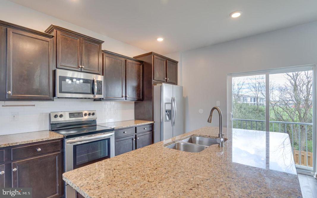 BERKELEY RIDGE - Residential Lease