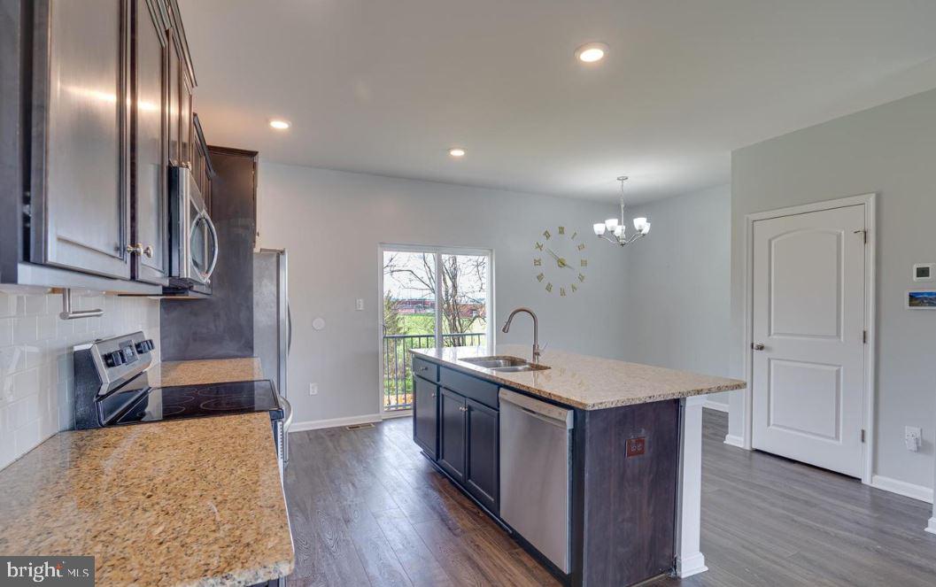 BERKELEY RIDGE - Residential Lease