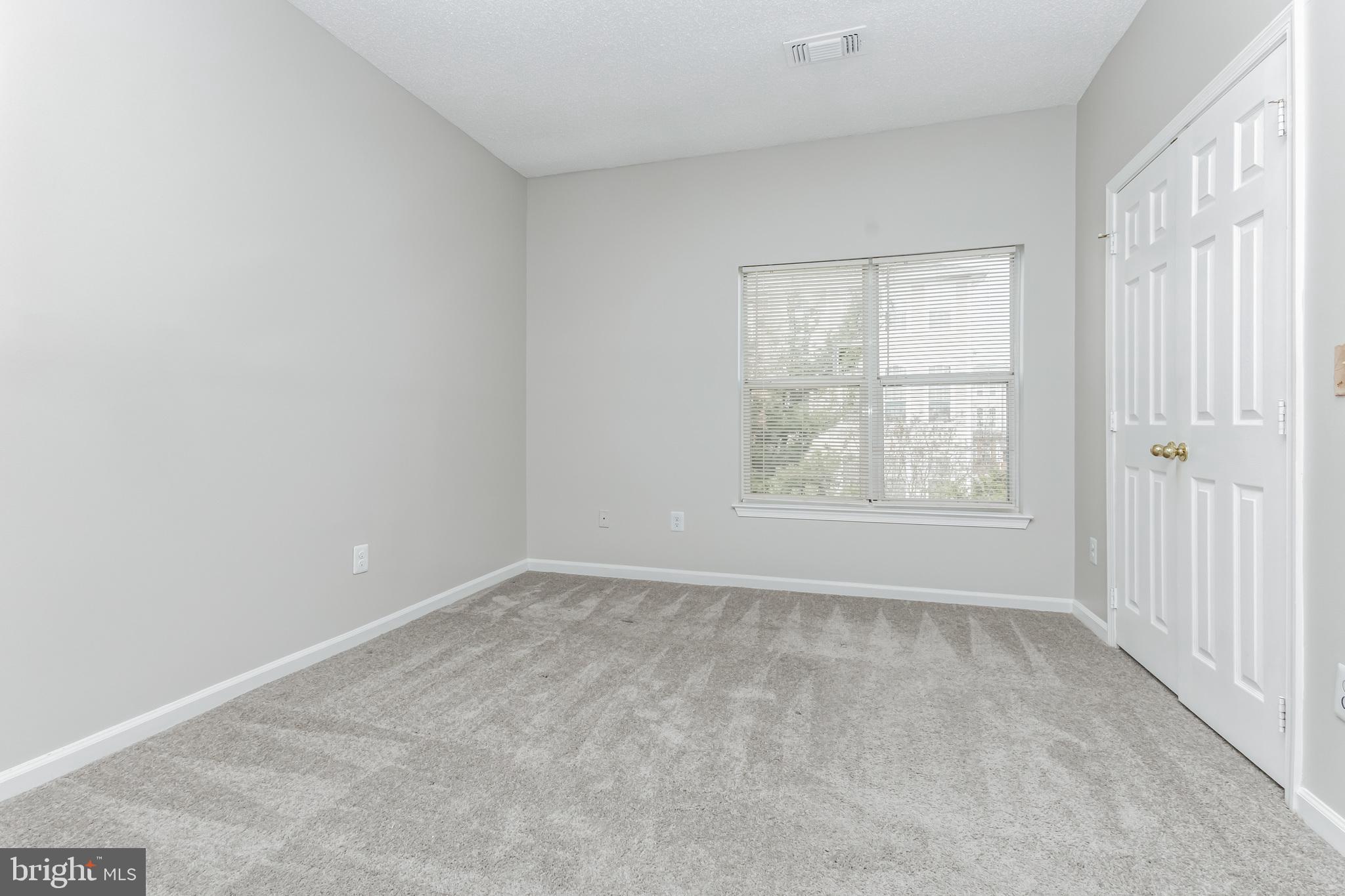 SANDERLING - Residential Lease