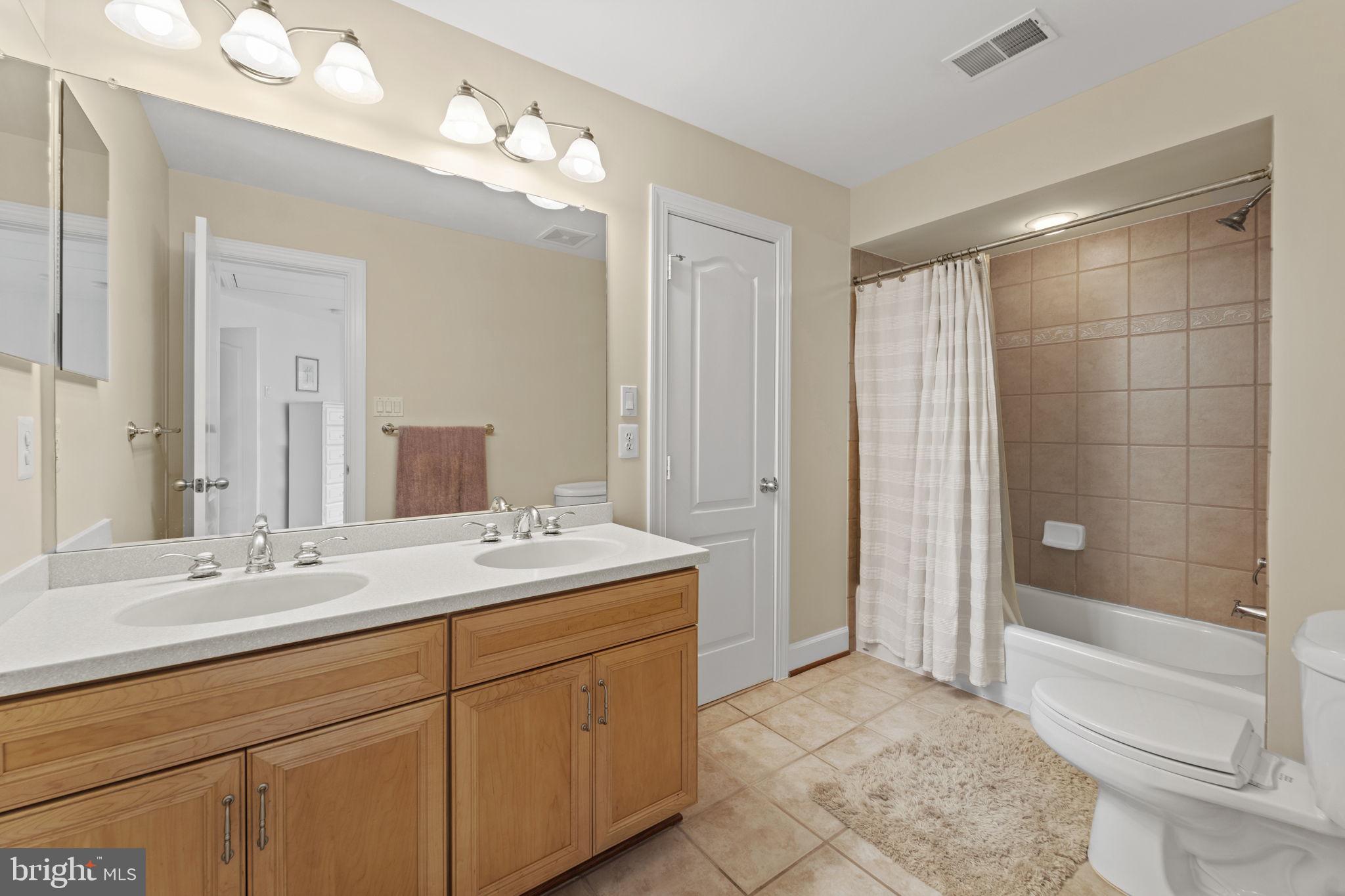 BRAMBLETON - Residential