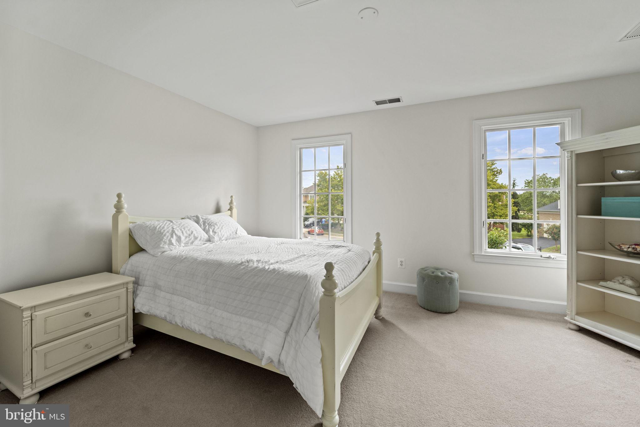 BRAMBLETON - Residential