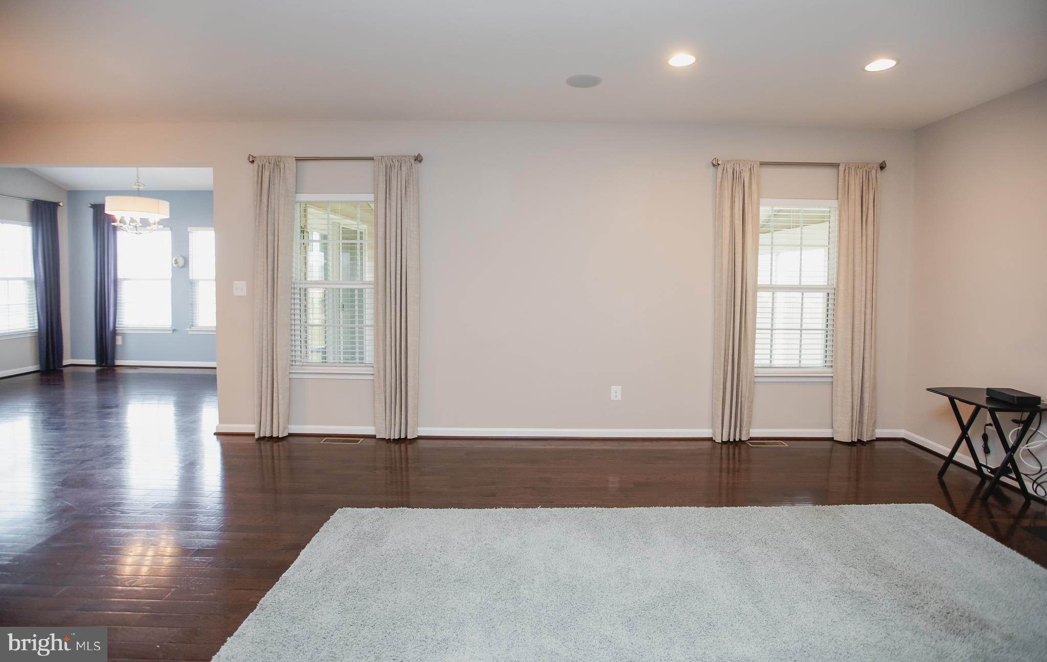 SHENANDOAH SPRINGS - Residential