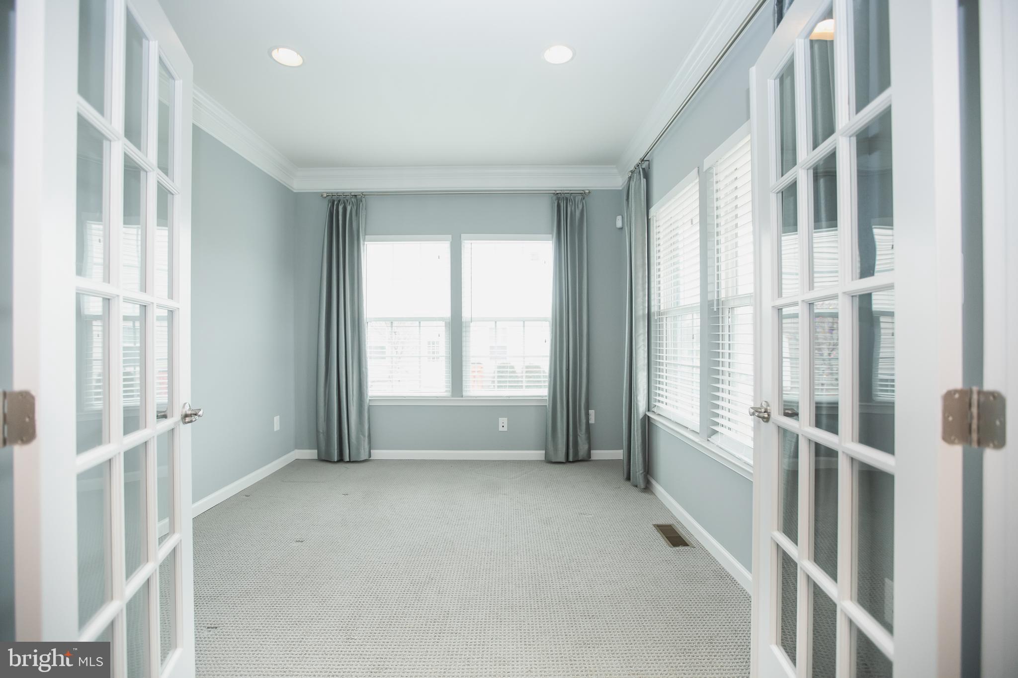 SHENANDOAH SPRINGS - Residential