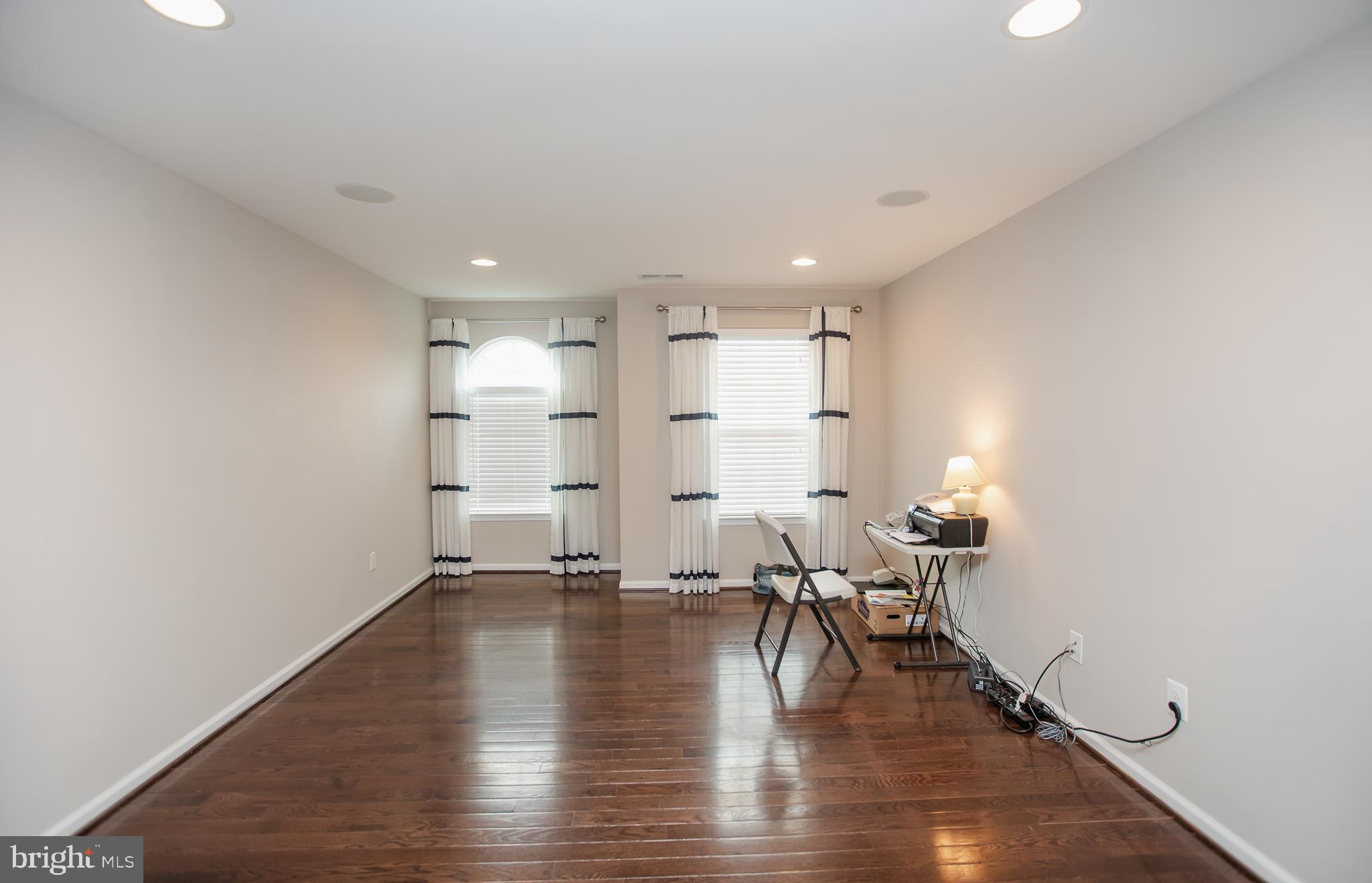 SHENANDOAH SPRINGS - Residential