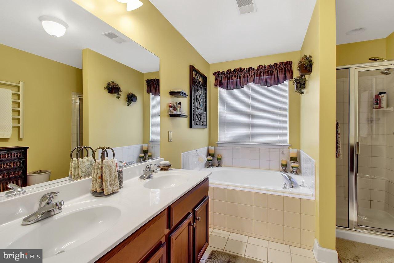 HIGH POINTE - Residential