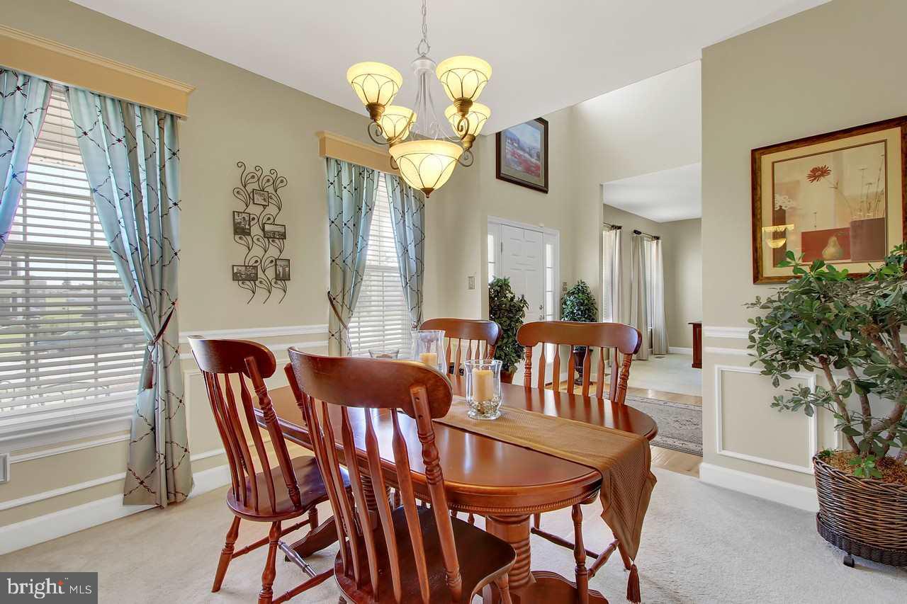 HIGH POINTE - Residential