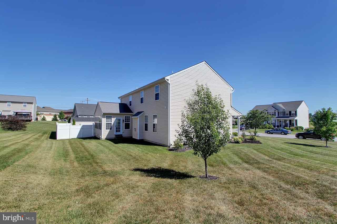 HIGH POINTE - Residential