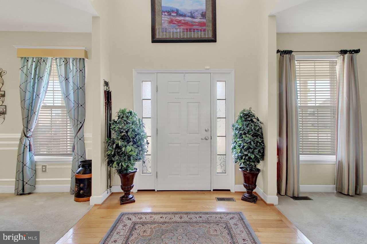 HIGH POINTE - Residential