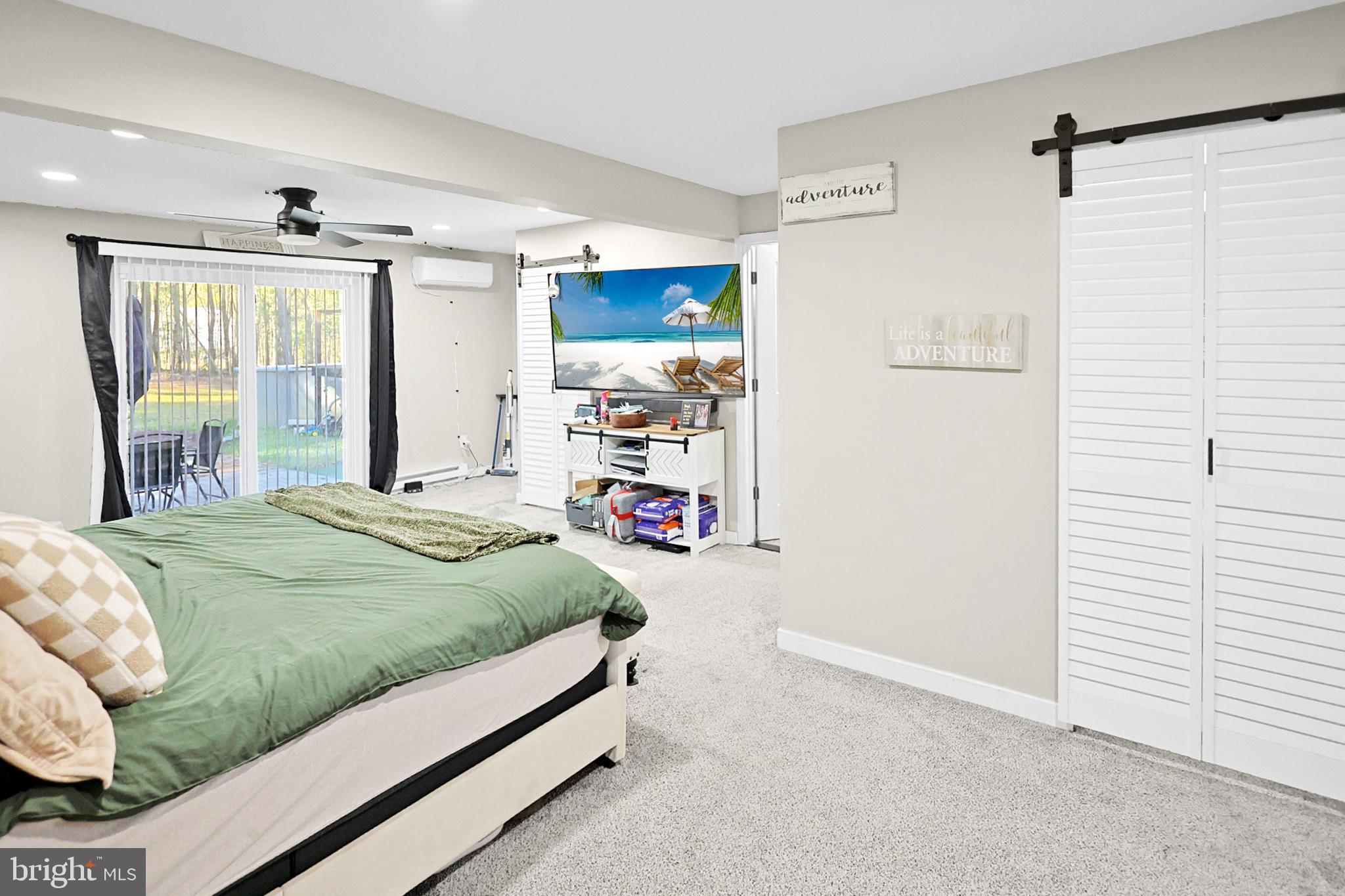 EVERGREEN LAKE - Residential