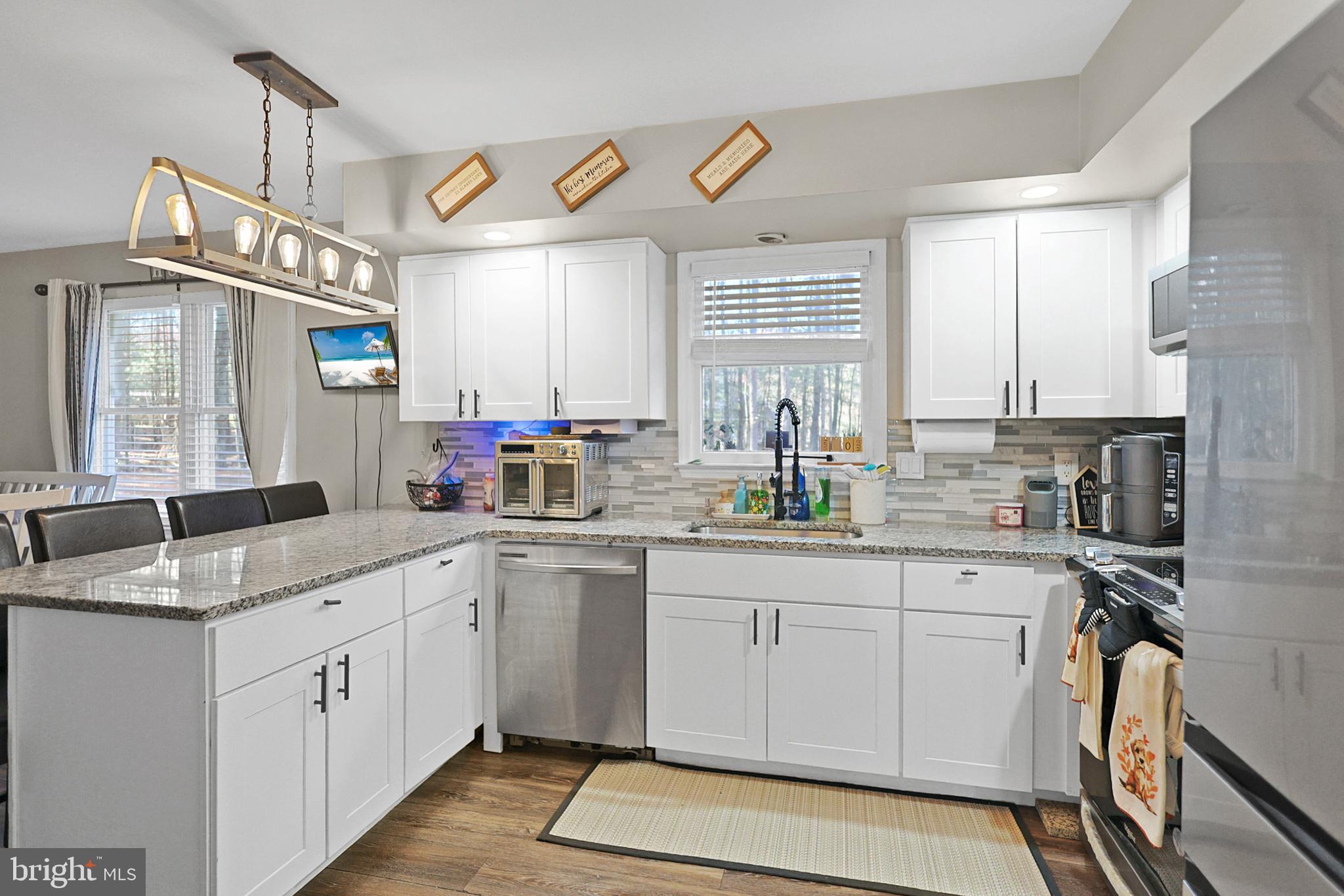 EVERGREEN LAKE - Residential