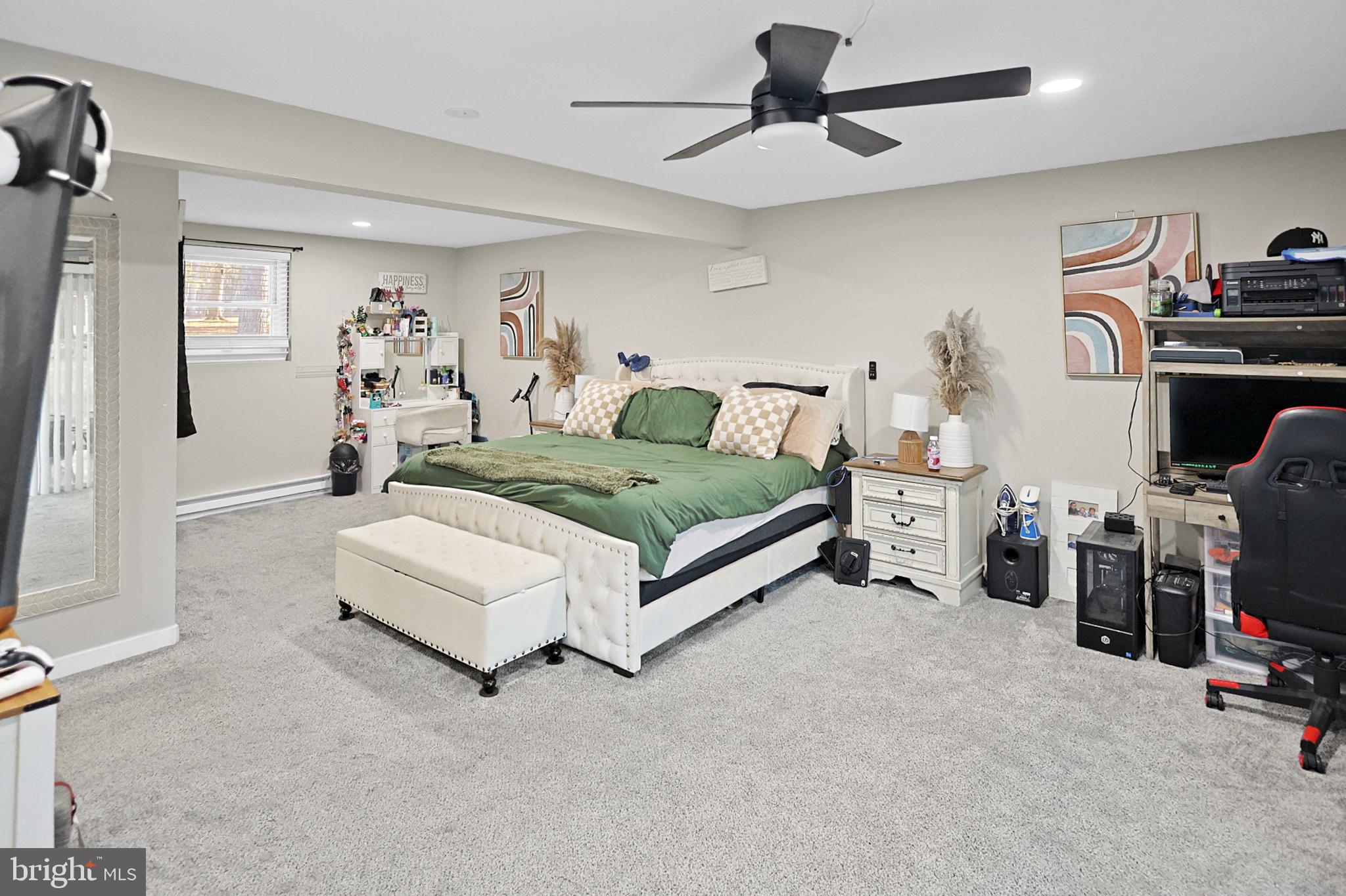 EVERGREEN LAKE - Residential