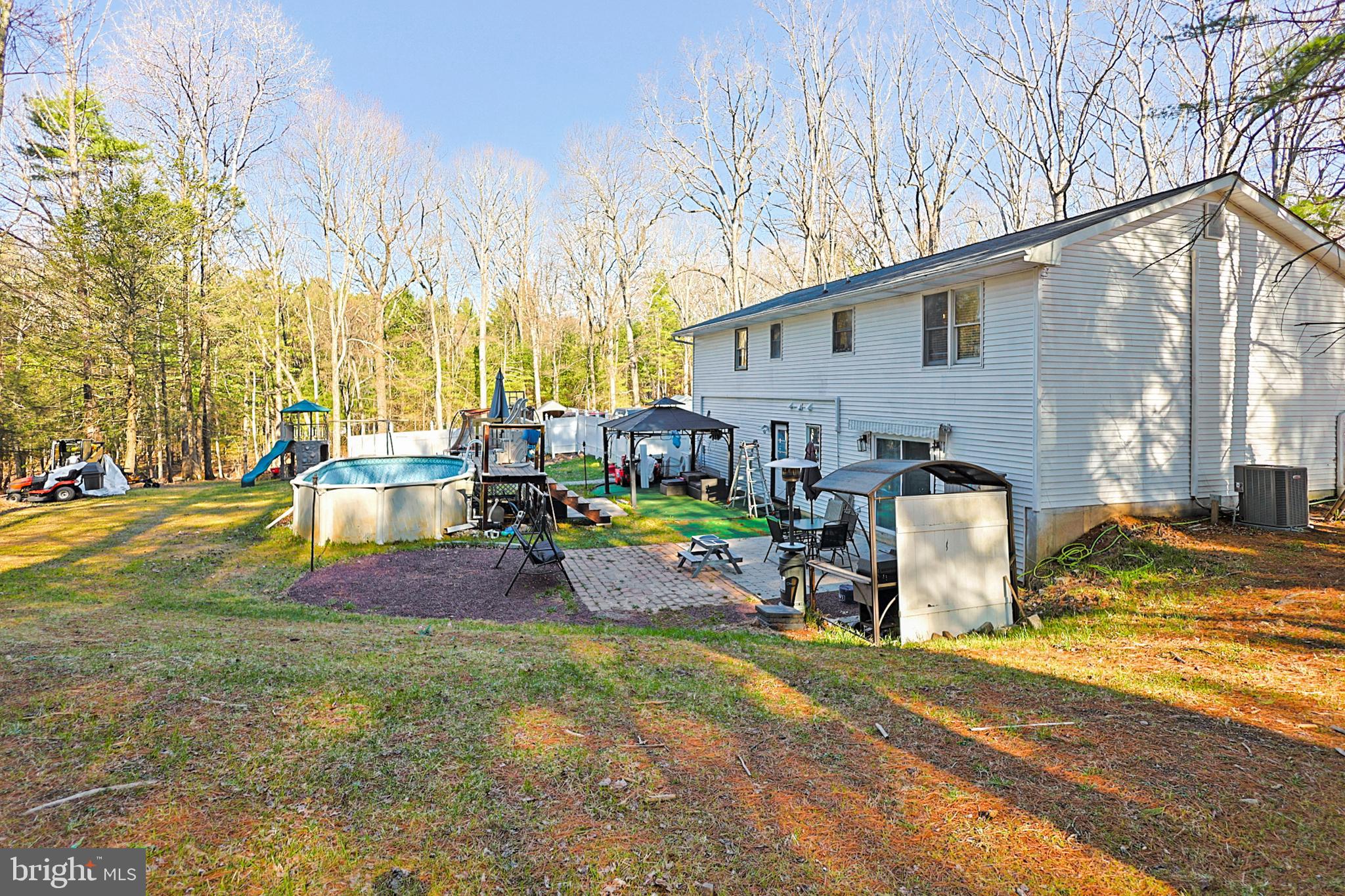 EVERGREEN LAKE - Residential