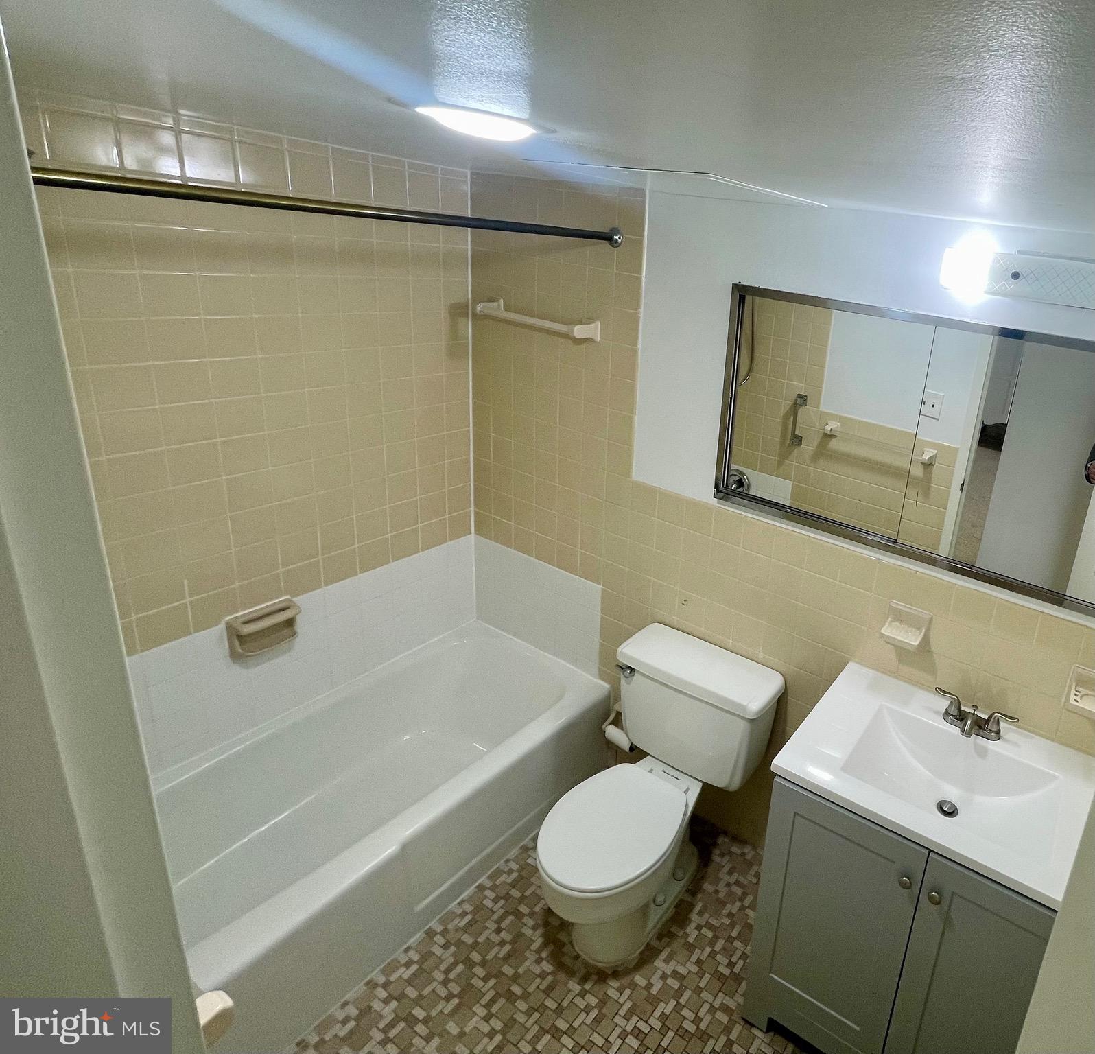 UNIVERSITY TOWERS CODM - Residential