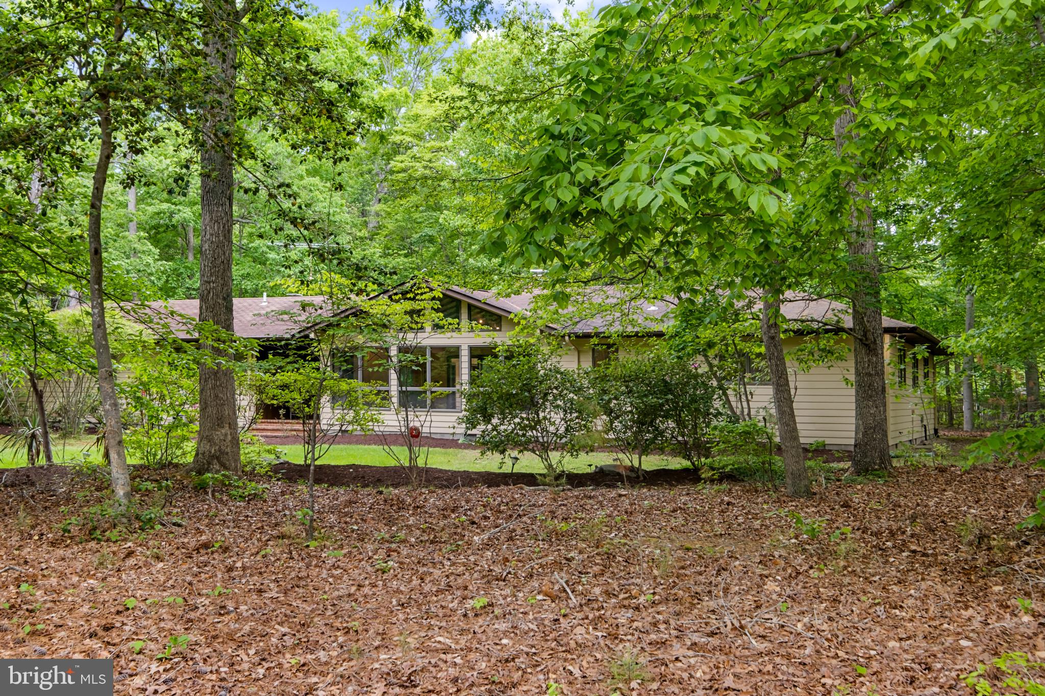 QUEEN ANNE WOODS - Residential