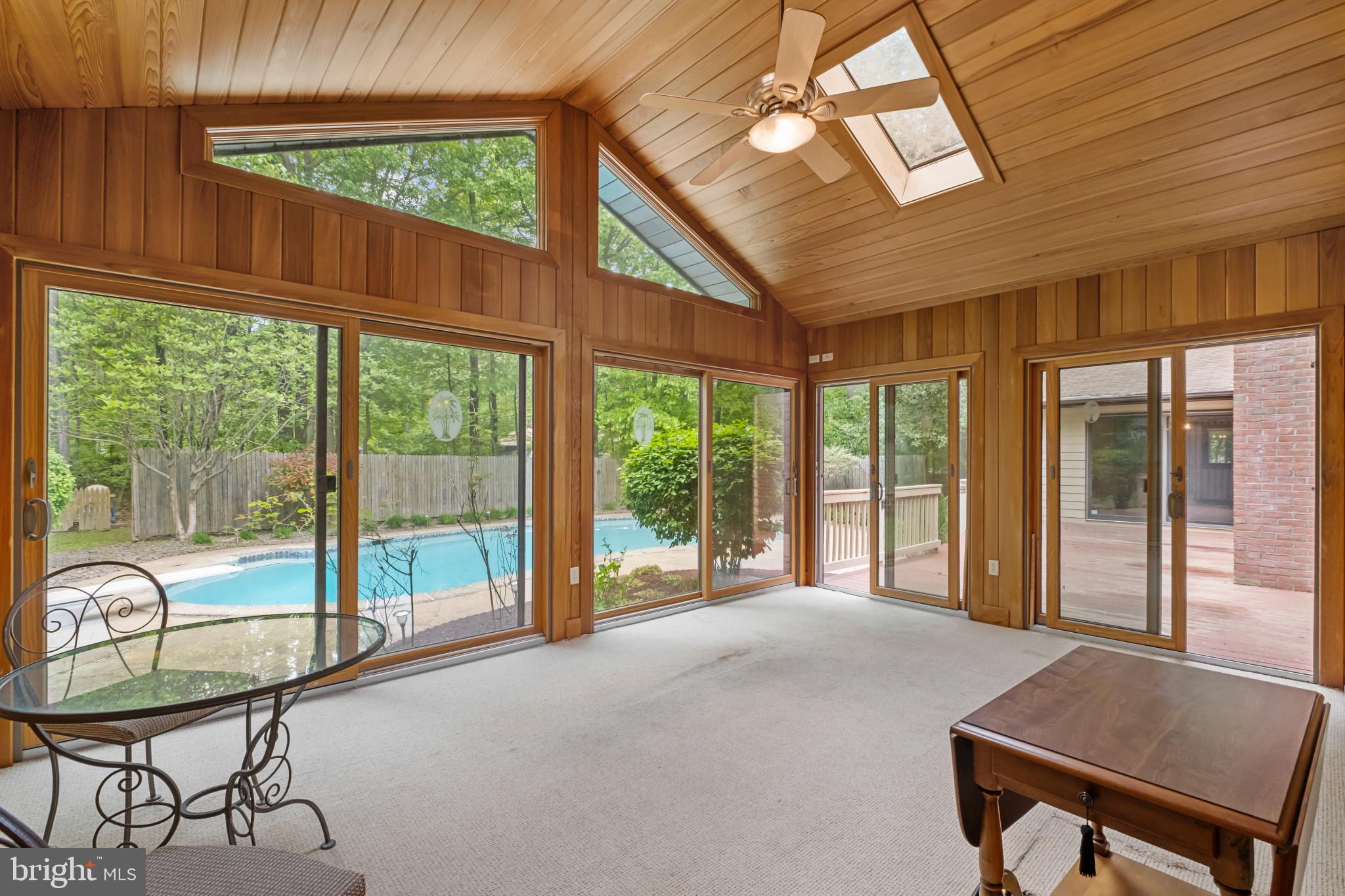 QUEEN ANNE WOODS - Residential