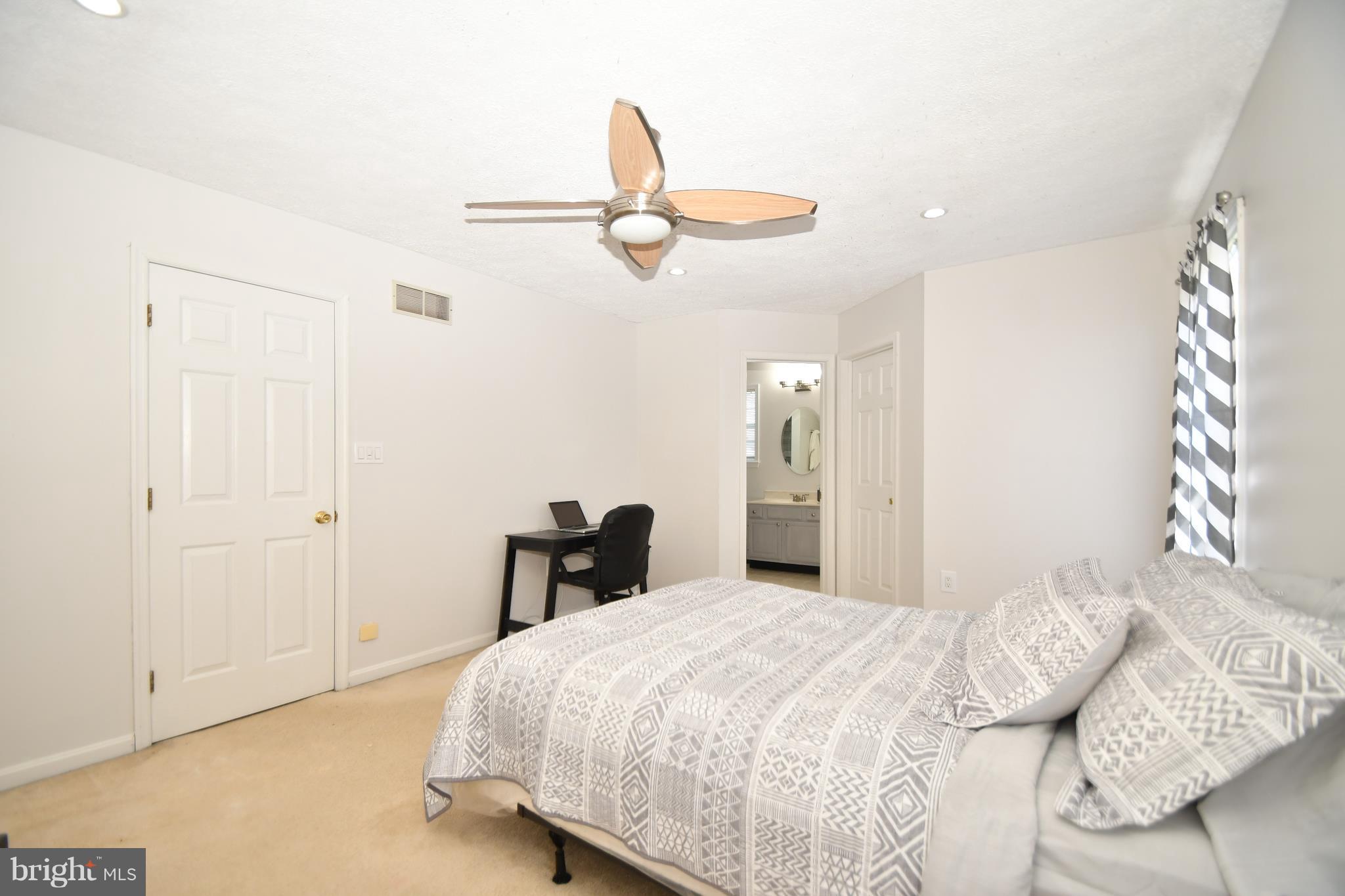 FOUNTAIN GLEN - Residential