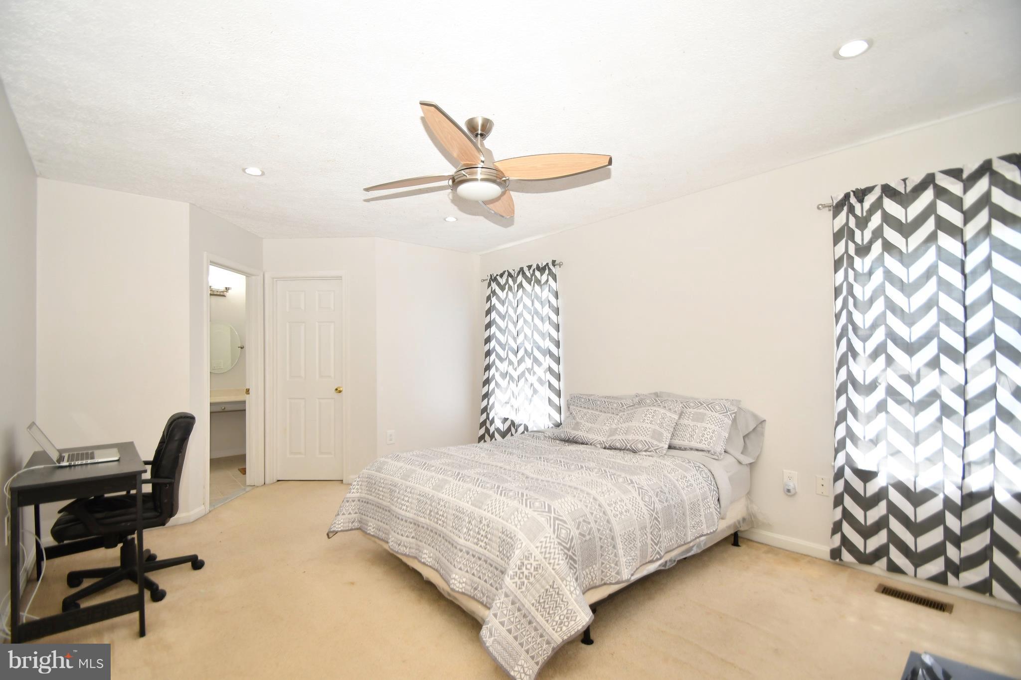 FOUNTAIN GLEN - Residential