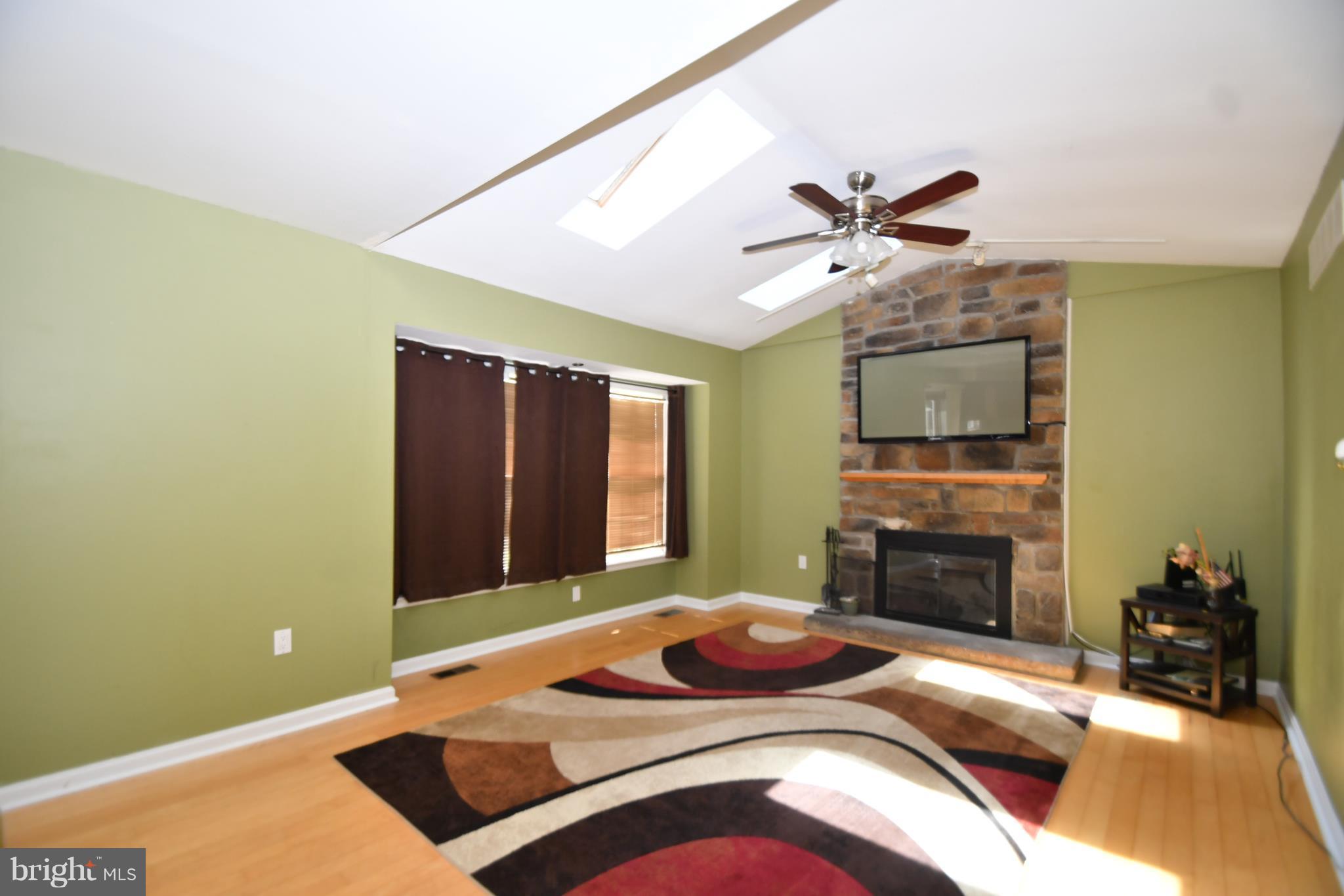 FOUNTAIN GLEN - Residential