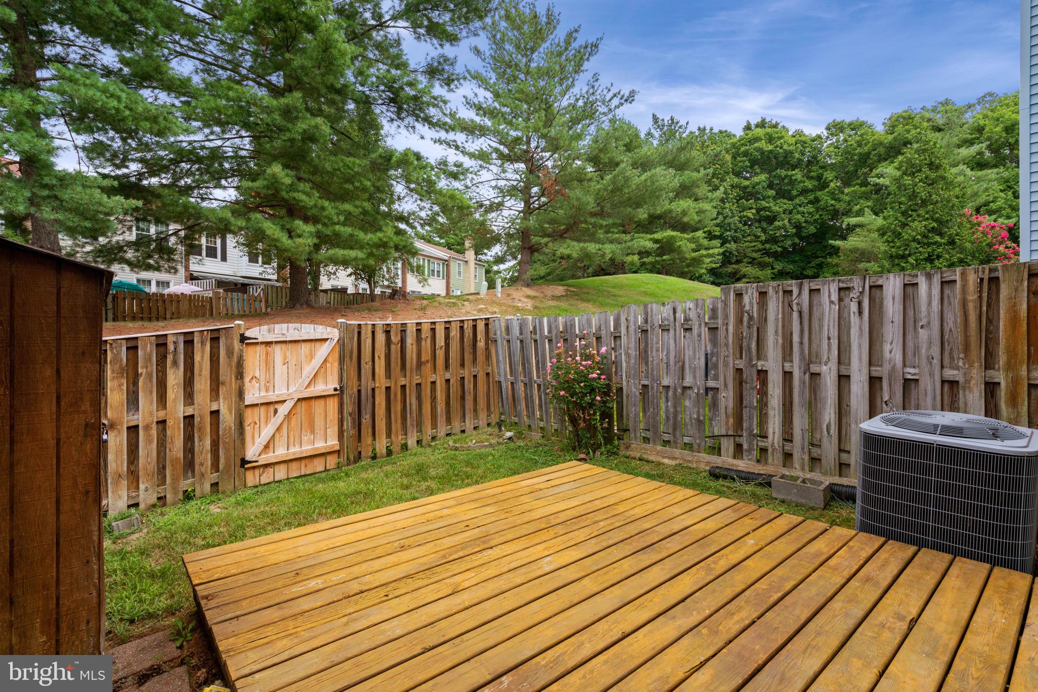 PROMONTORY OAKS - Residential