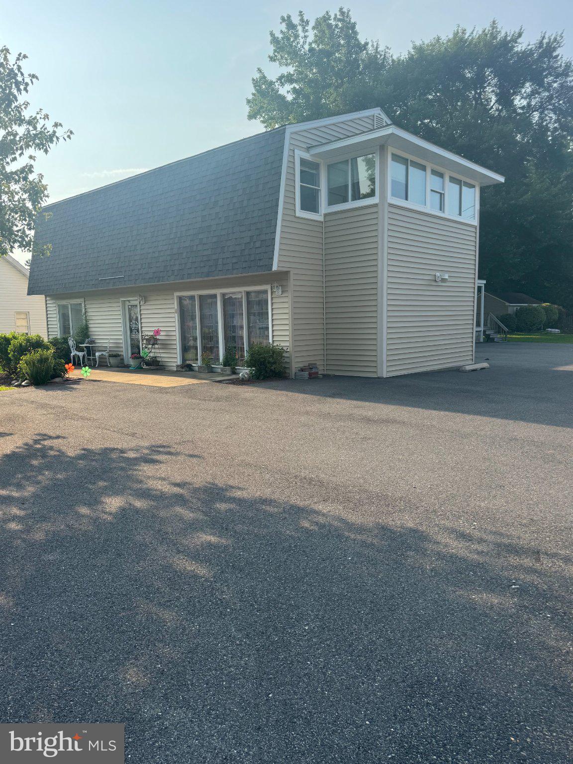 4300 MAIN STREET