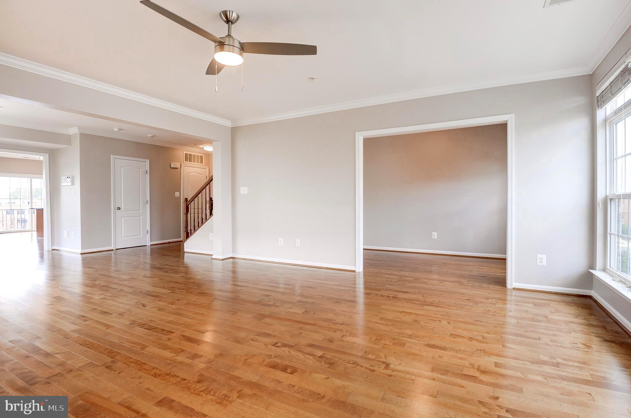 LANSDOWNE TOWN CENTER CONDOS - Residential